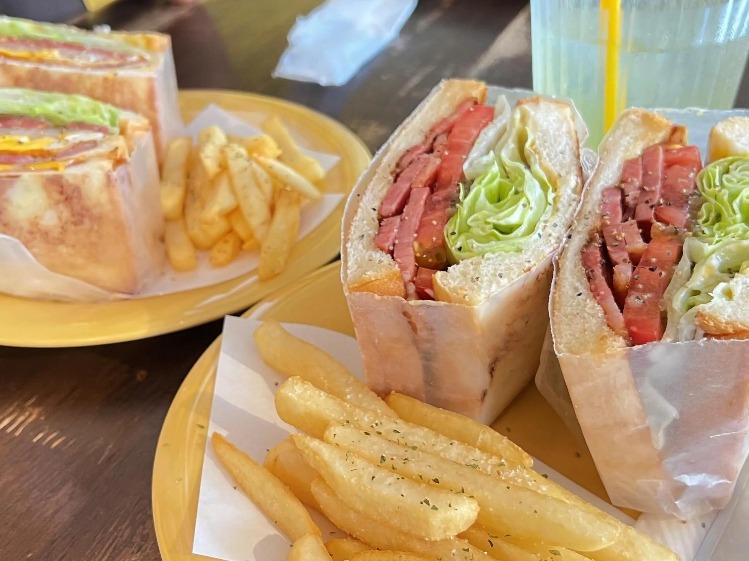 Restaurant/places to eat in REF Okinawa Arena by VESSEL HOTELS