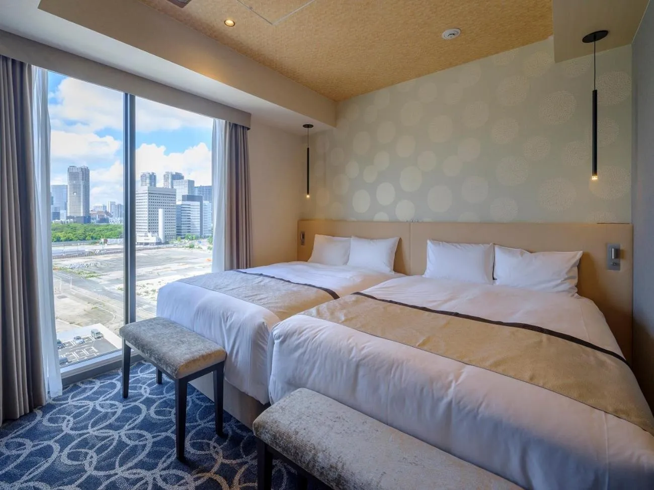 Bed in Tosei Hotel Cocone Tsukiji Ginza Premier