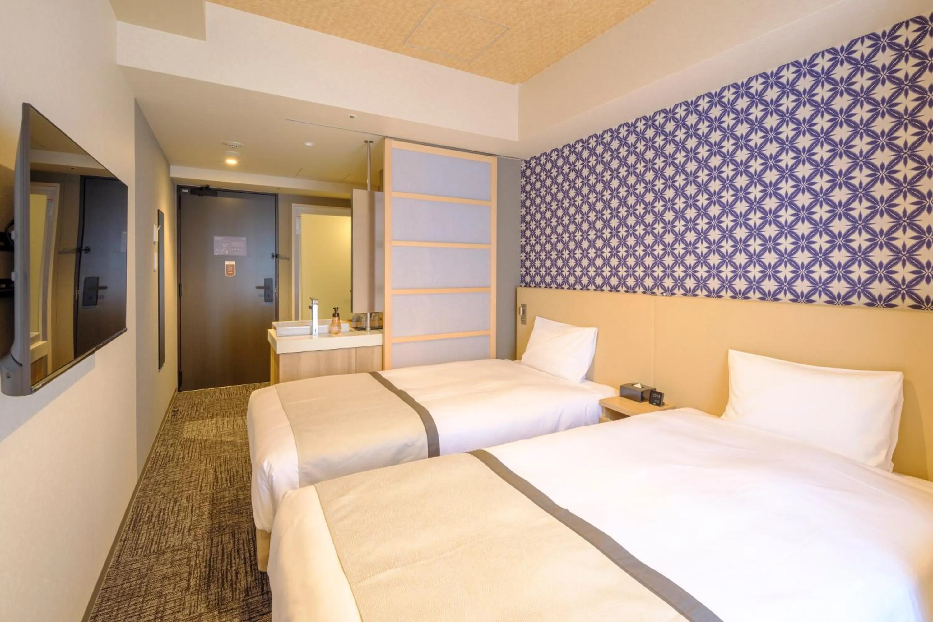 Photo of the whole room, Bed in Tosei Hotel Cocone Tsukiji Ginza Premier