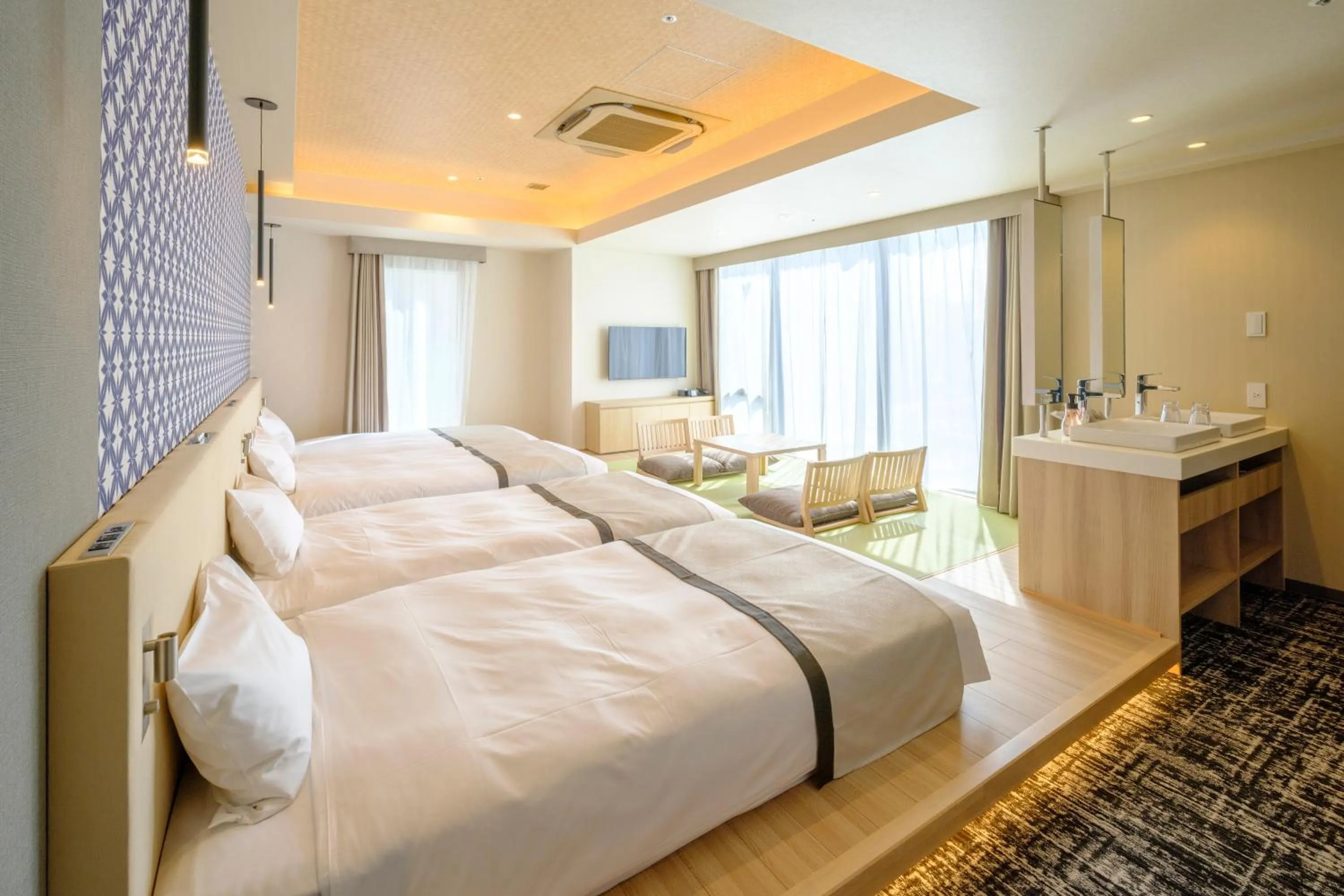 Photo of the whole room, Bed in Tosei Hotel Cocone Tsukiji Ginza Premier