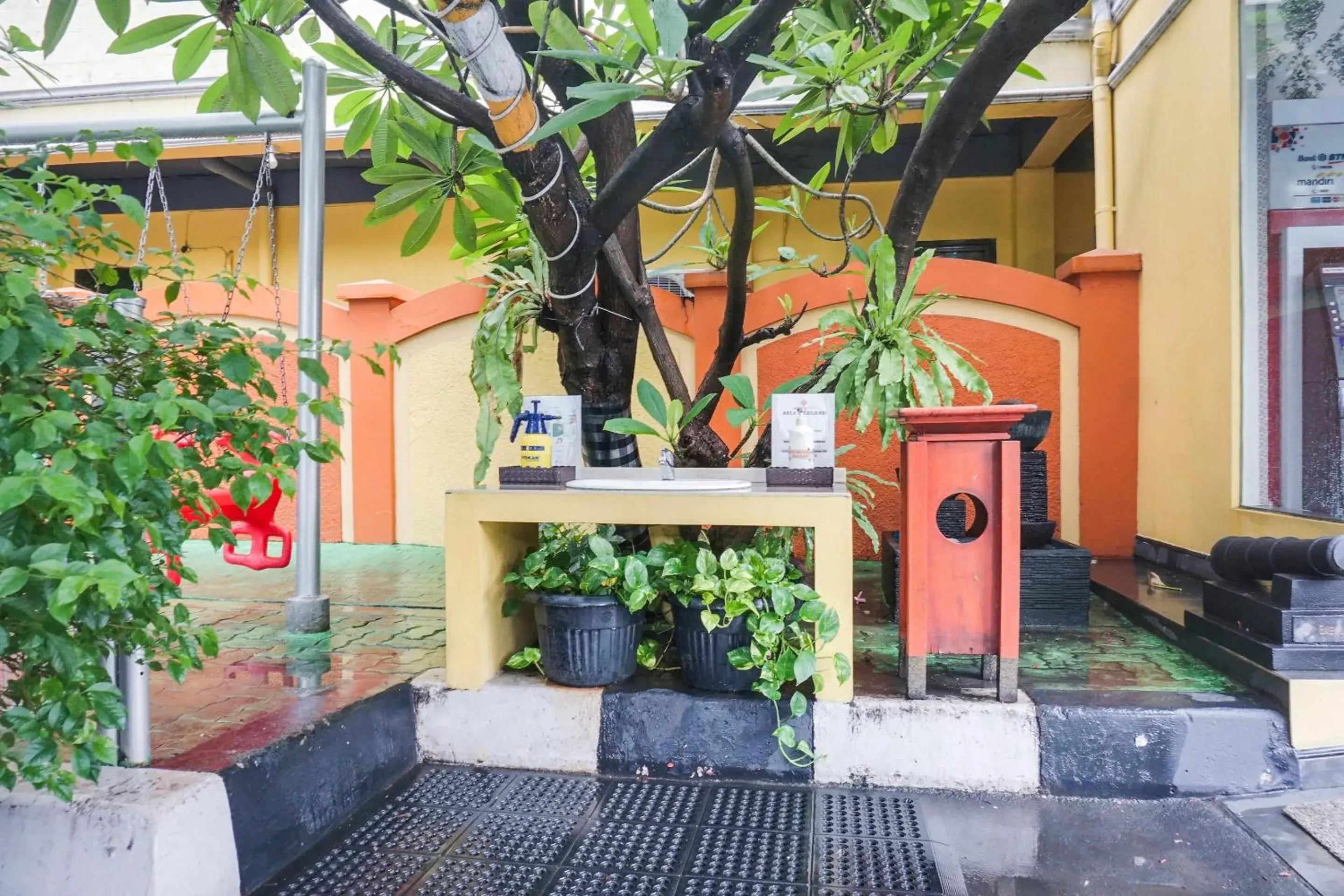 Facade/entrance in Townhouse OAK Bi Executive Facade/entrance in Townhouse OAK Bi Executive