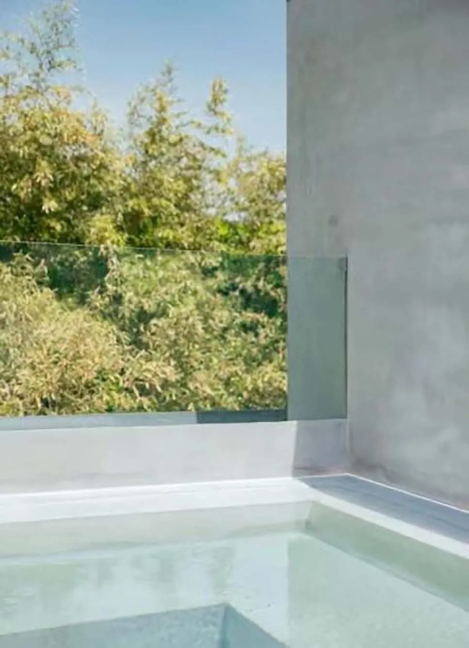 Property building in Zhi Resort Beijing&Peafowl Garden&Breakfast with Deer&Private Hot Spring&50 Meter Swimming Pool&Free Coffee&Close to Olympic Forest Park