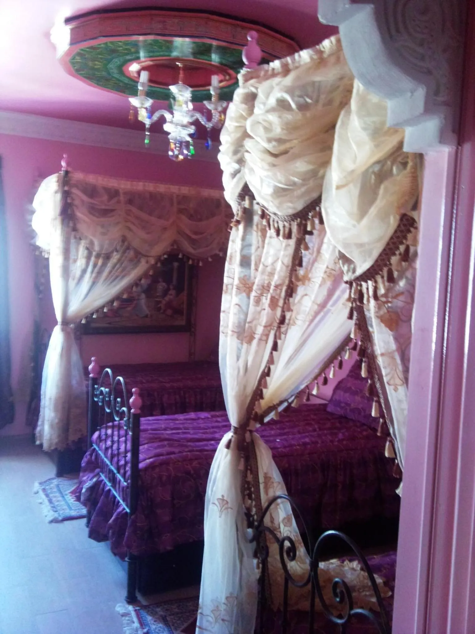 Photo of the whole room, Bed in Moroccan House
