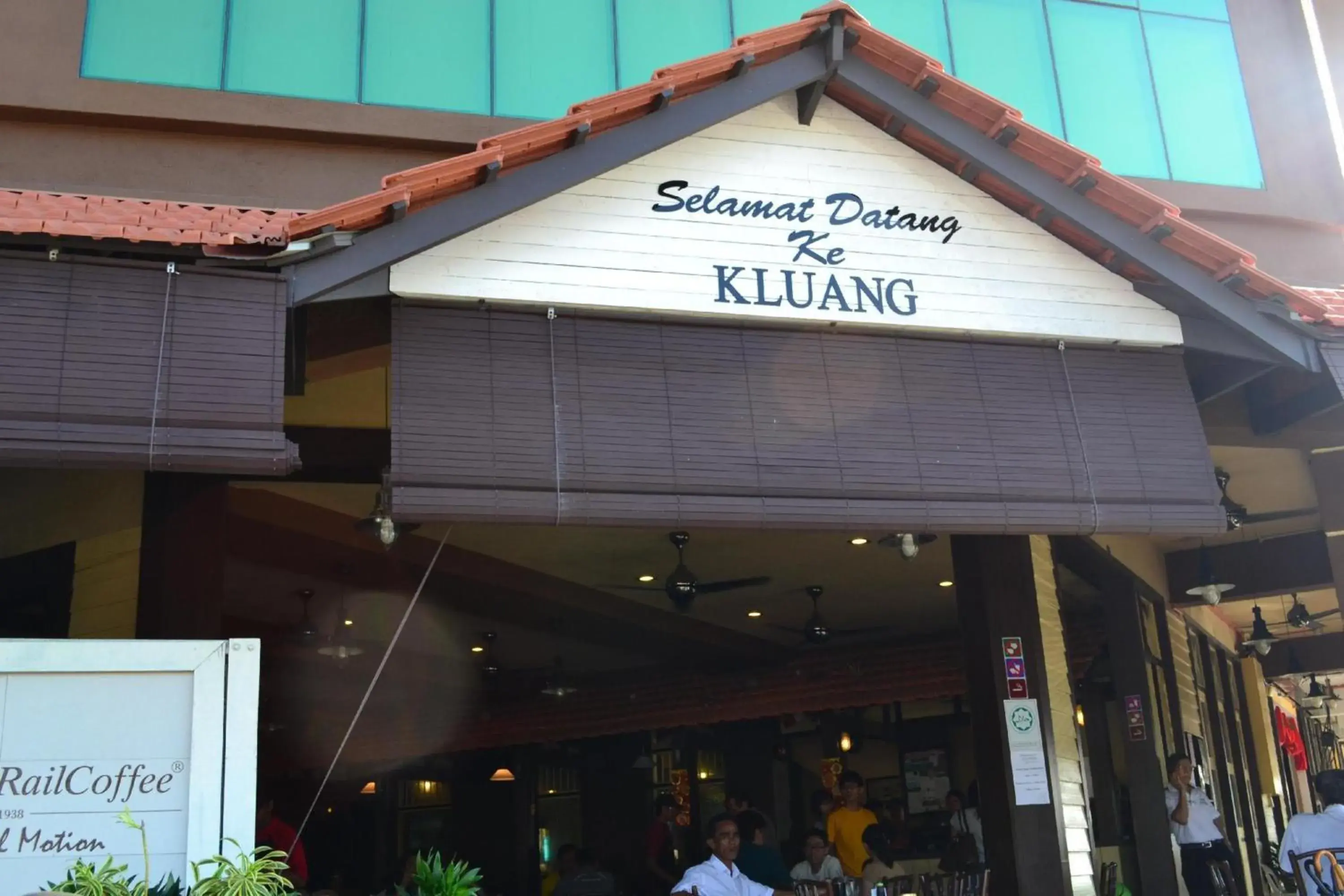 Restaurant/places to eat in Capital O Rail Hotel Restaurant/places to eat in Capital O Rail Hotel