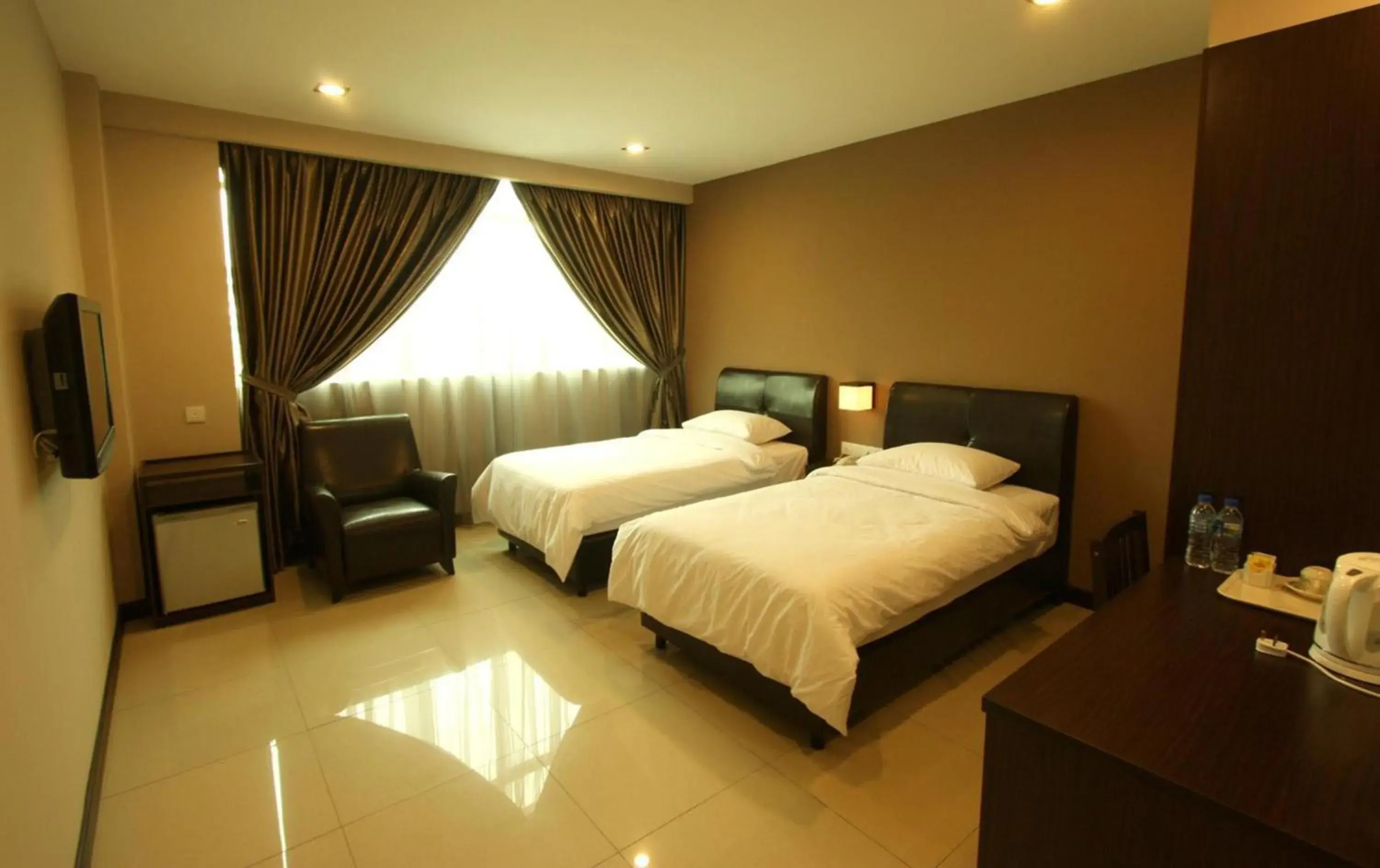 Deluxe Twin Room - single occupancy in Capital O Rail Hotel Deluxe Twin Room - single occupancy in Capital O Rail Hotel