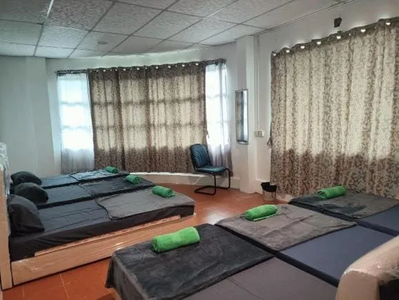 Bedroom in OYO HOME 90768 Flo Inn Motel