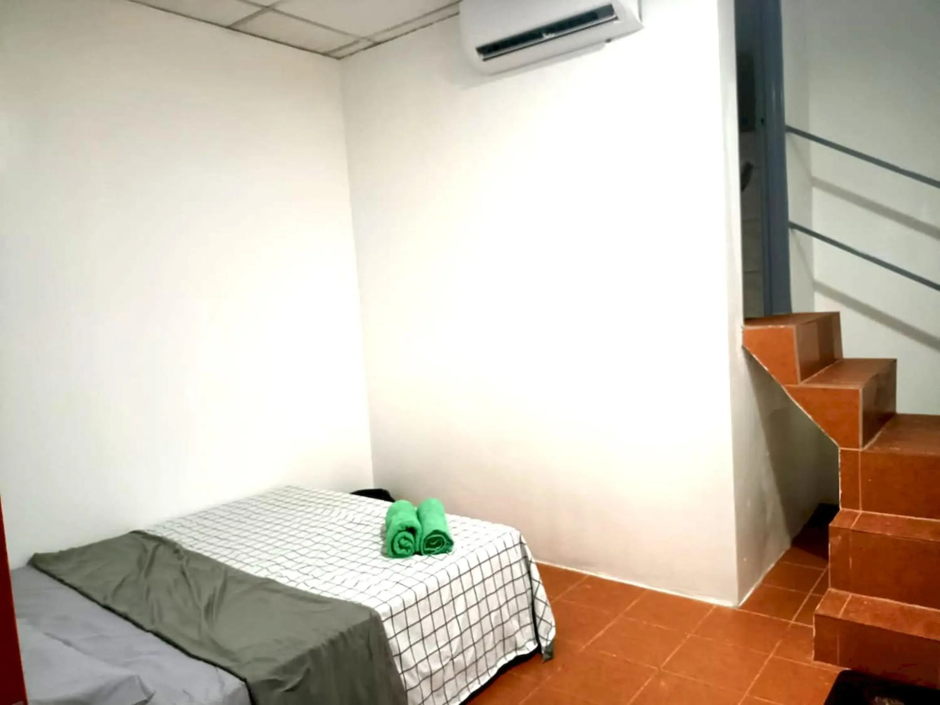 Double Room with Shared Bathroom - single occupancy in OYO HOME 90768 Flo Inn Motel Double Room with Shared Bathroom - single occupancy in OYO HOME 90768 Flo Inn Motel