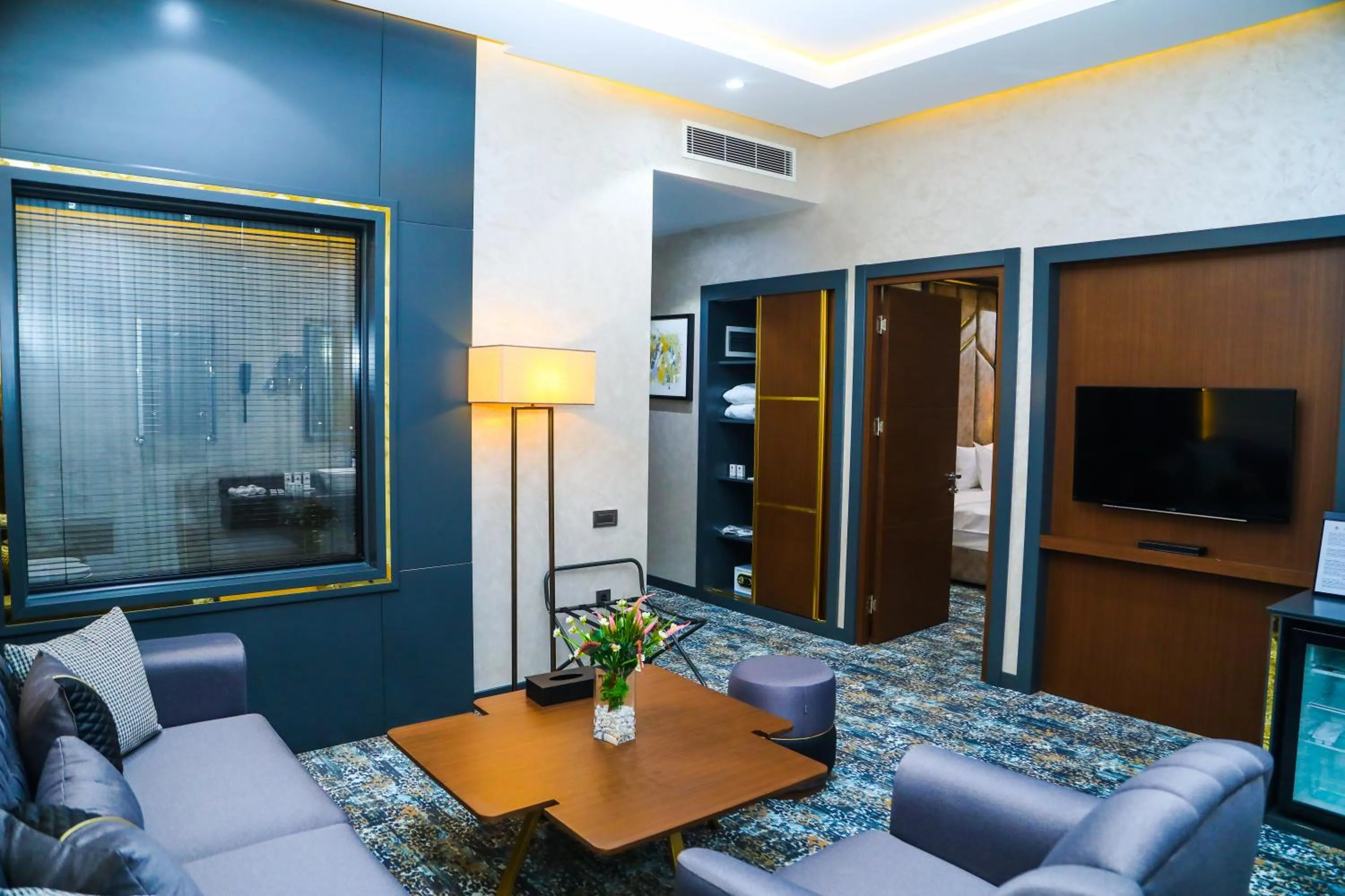 Communal lounge/ TV room in Iris Hotel Baku