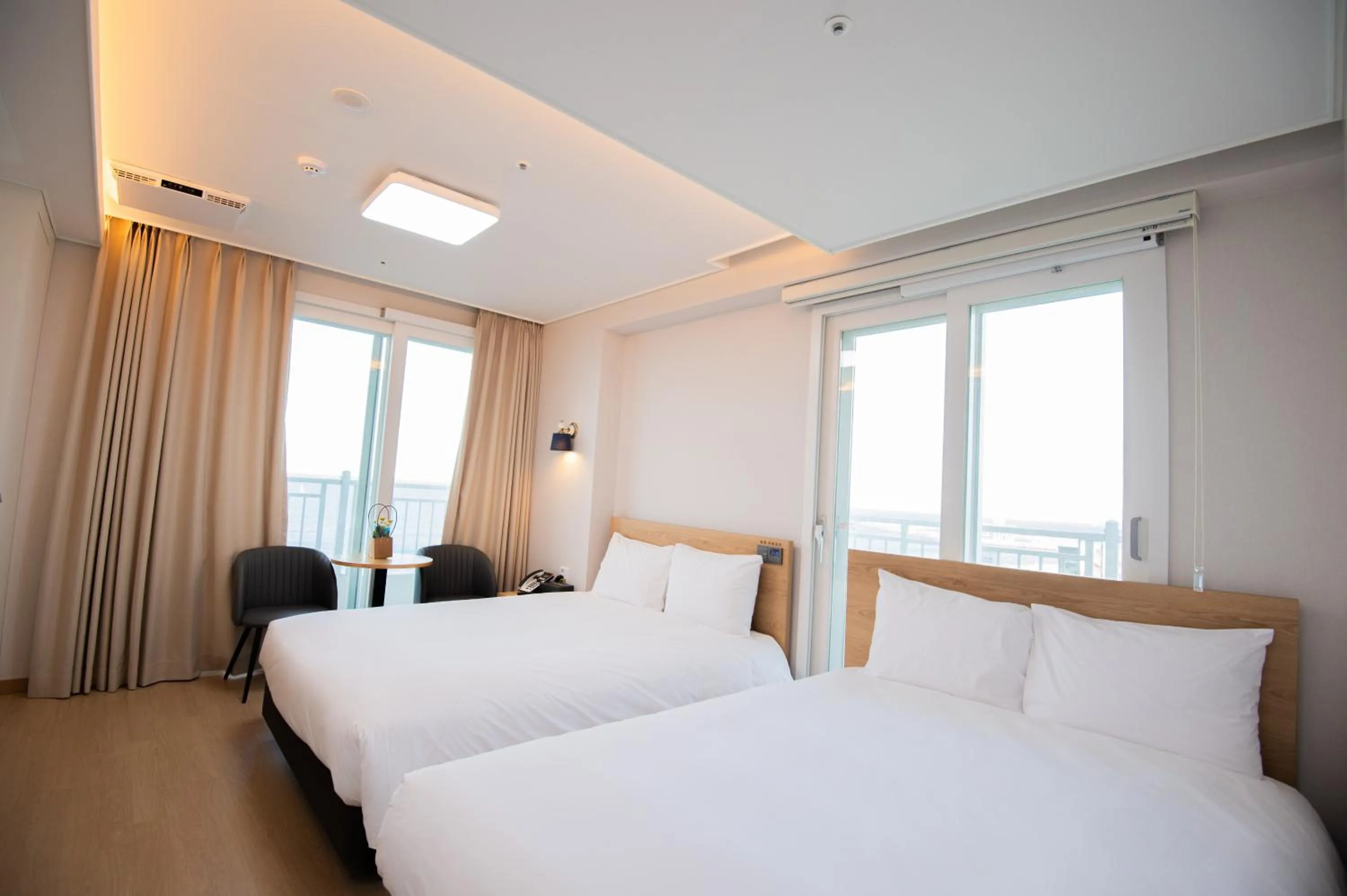 Bed in Gangneung PINEART Label