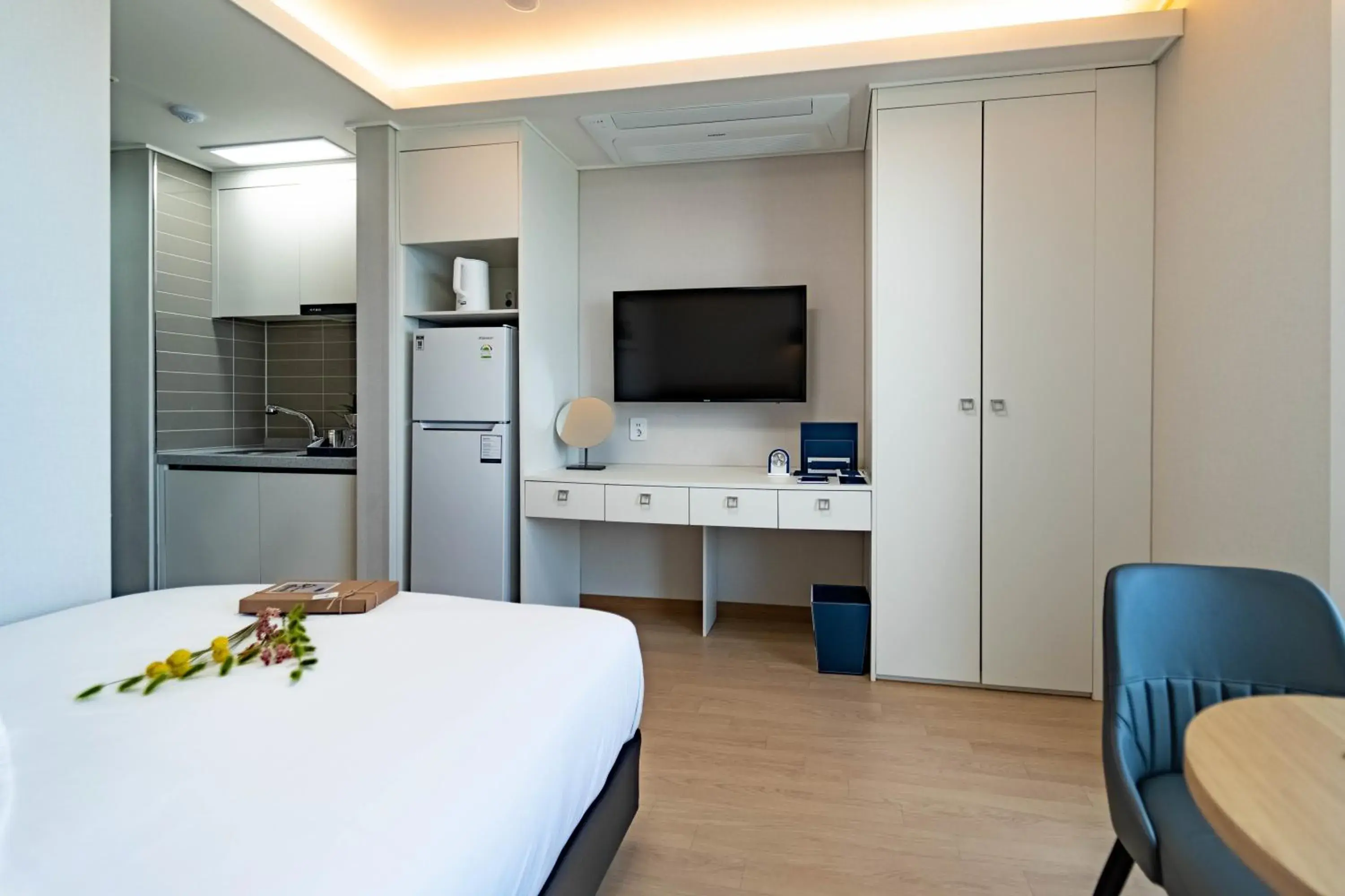 Bed in Gangneung PINEART Label Bed in Gangneung PINEART Label