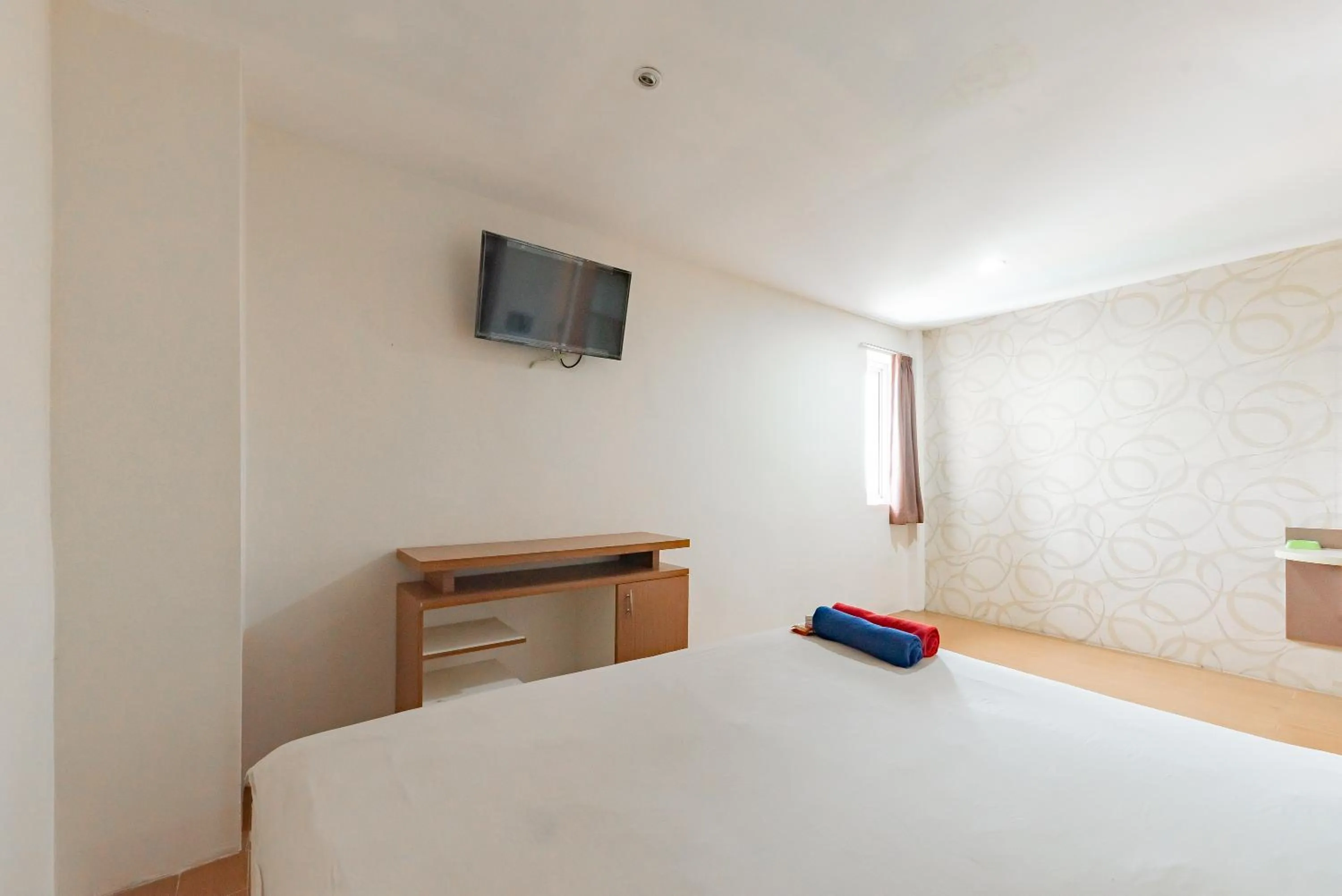 Bedroom, Bed in Urbanview Hotel Onyx Ketapang by RedDoorz