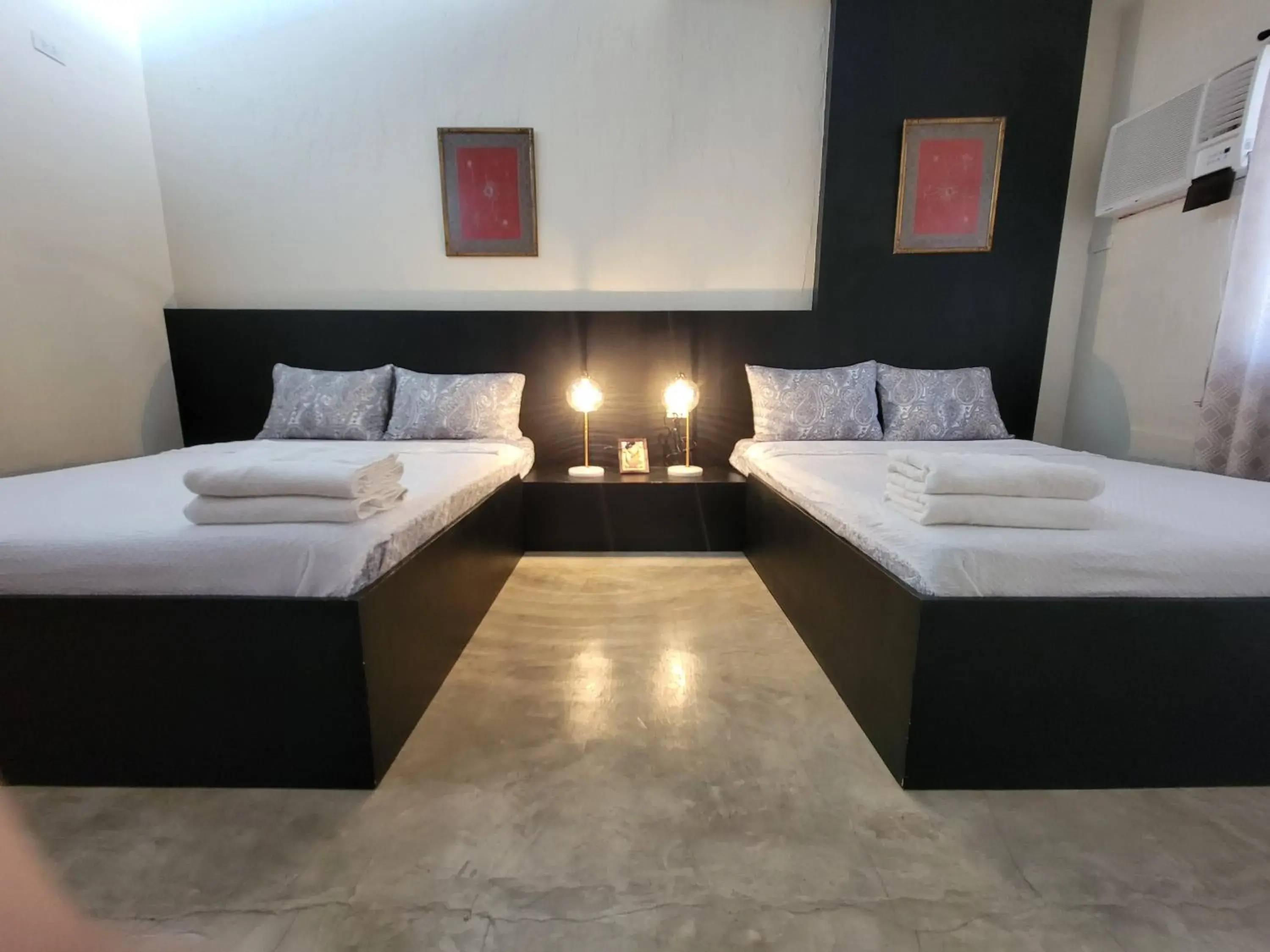 Premium Quadruple Room in Ceda Guest House by HiveRooms Premium Quadruple Room in Ceda Guest House by HiveRooms