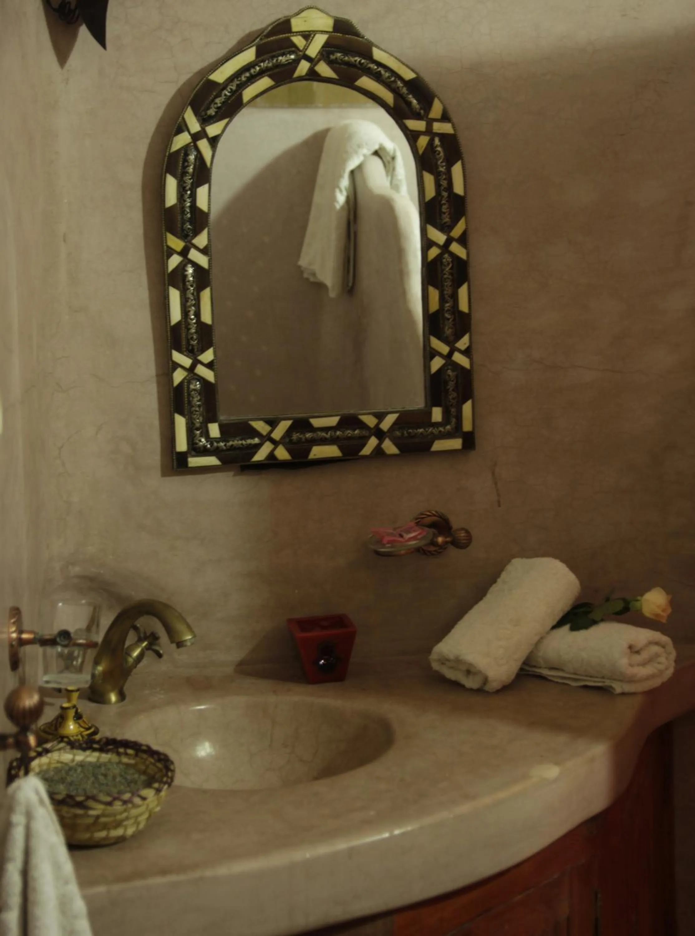 Bathroom in Riad Azenzer