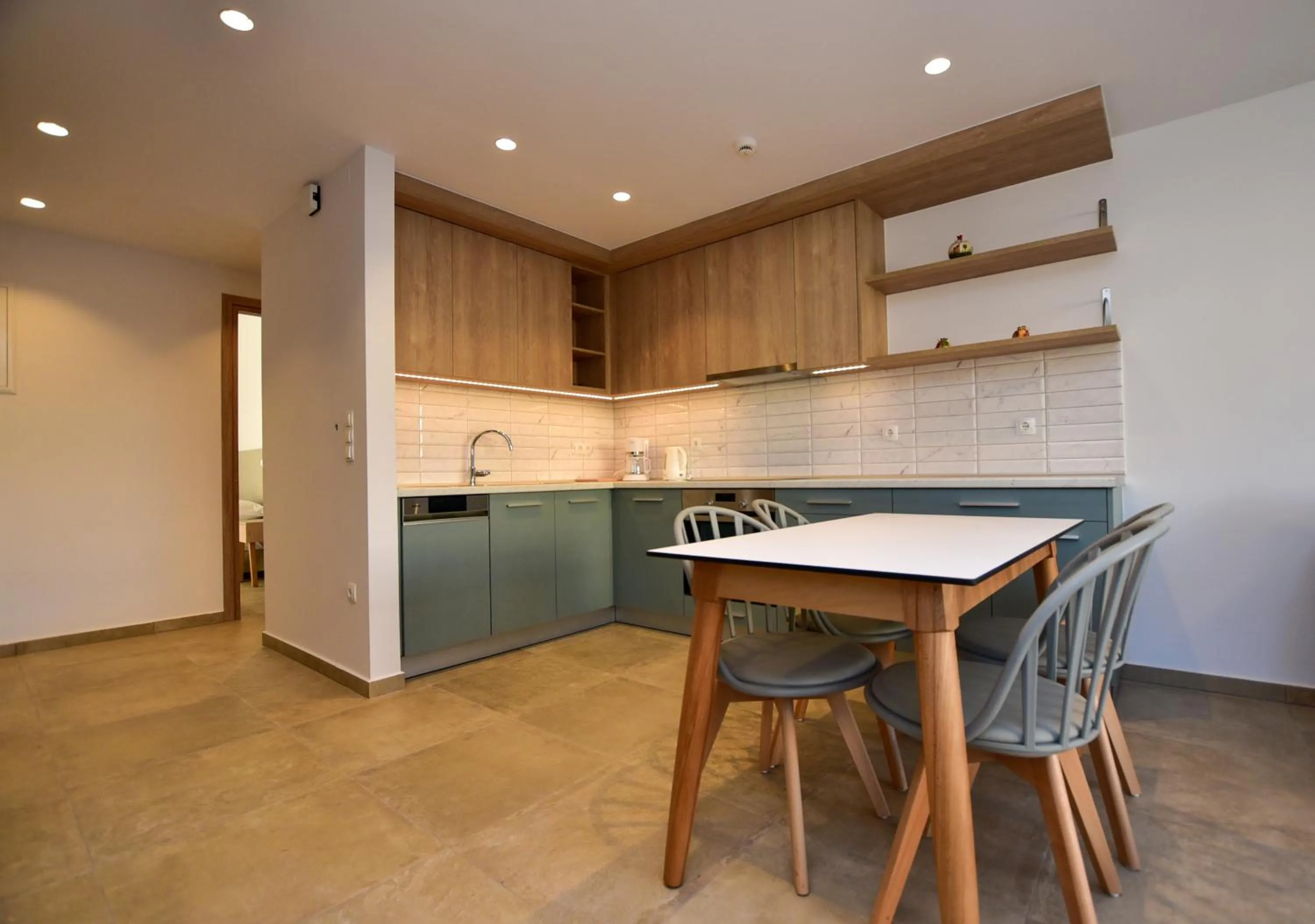 Apartment with Mountain View in Rosemary Apartments