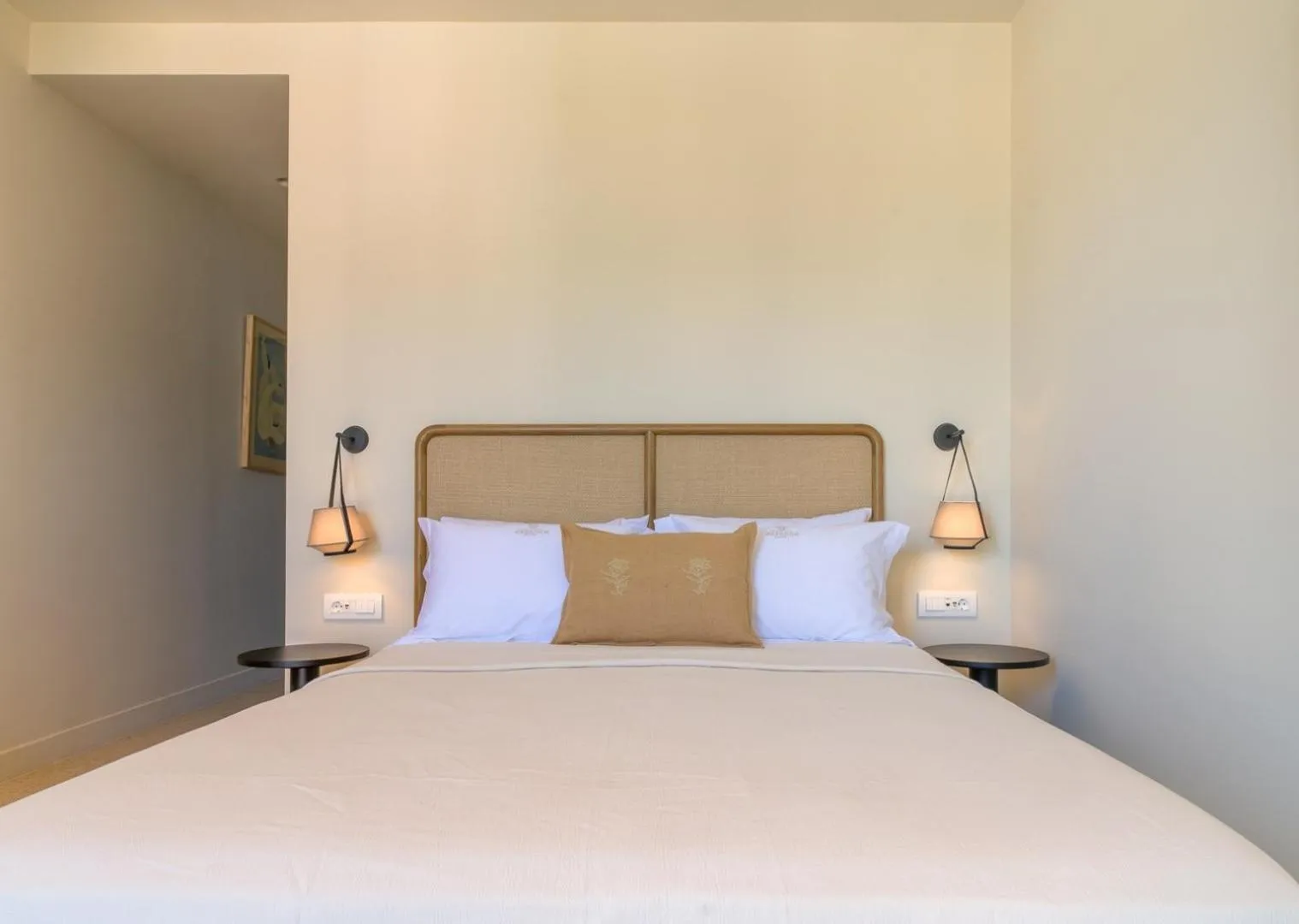 Bed in Argostoli Essence Suites