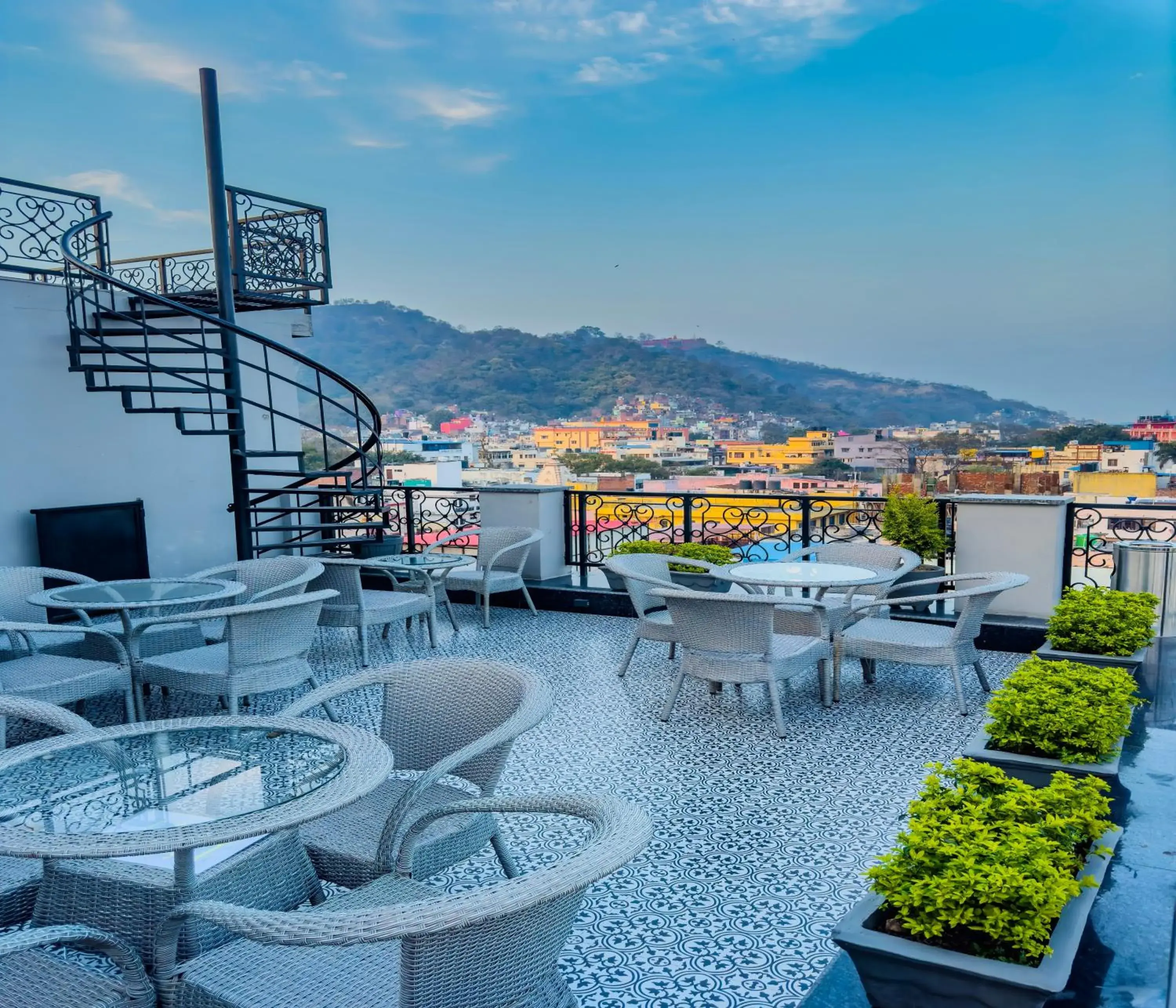 Restaurant/places to eat in Hotel Wonder Hills,Har ki Pauri Road Haridwar Restaurant/places to eat in Hotel Wonder Hills,Har ki Pauri Road Haridwar