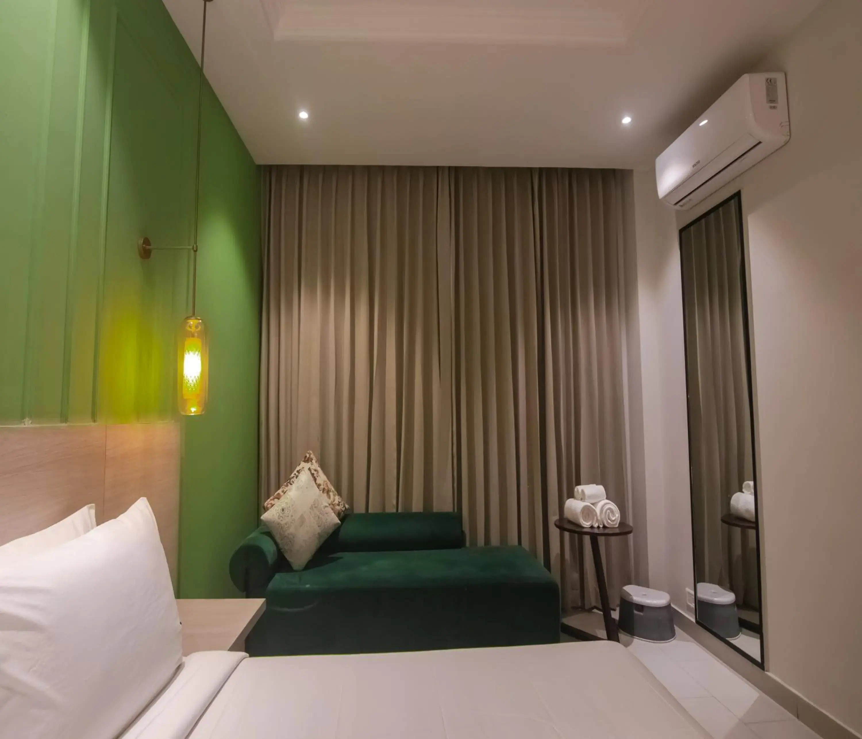 Bed in Hotel Wonder Hills,Har ki Pauri Road Haridwar Bed in Hotel Wonder Hills,Har ki Pauri Road Haridwar