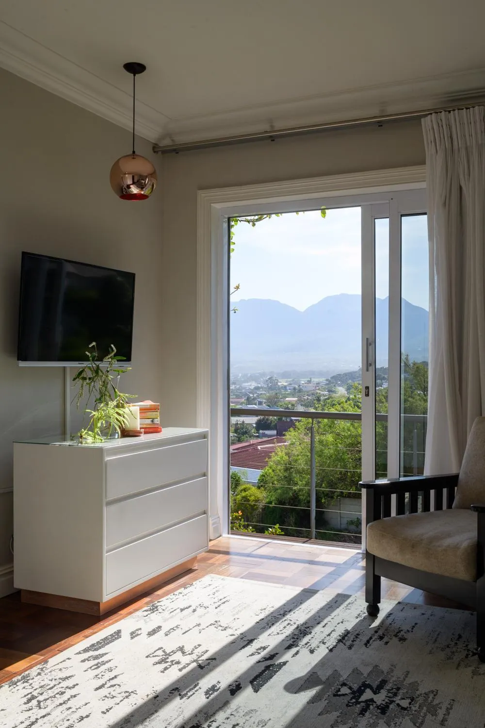 Communal lounge/ TV room in Fijnbos Private Manor