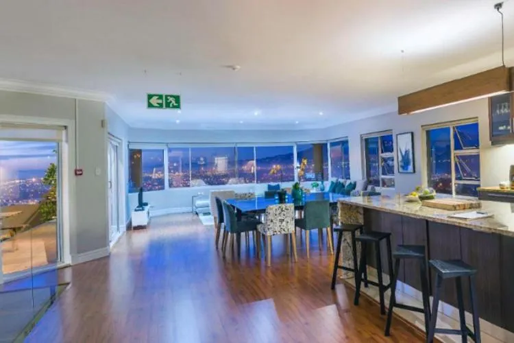 Dining area in Chocolate Box Guesthouse
