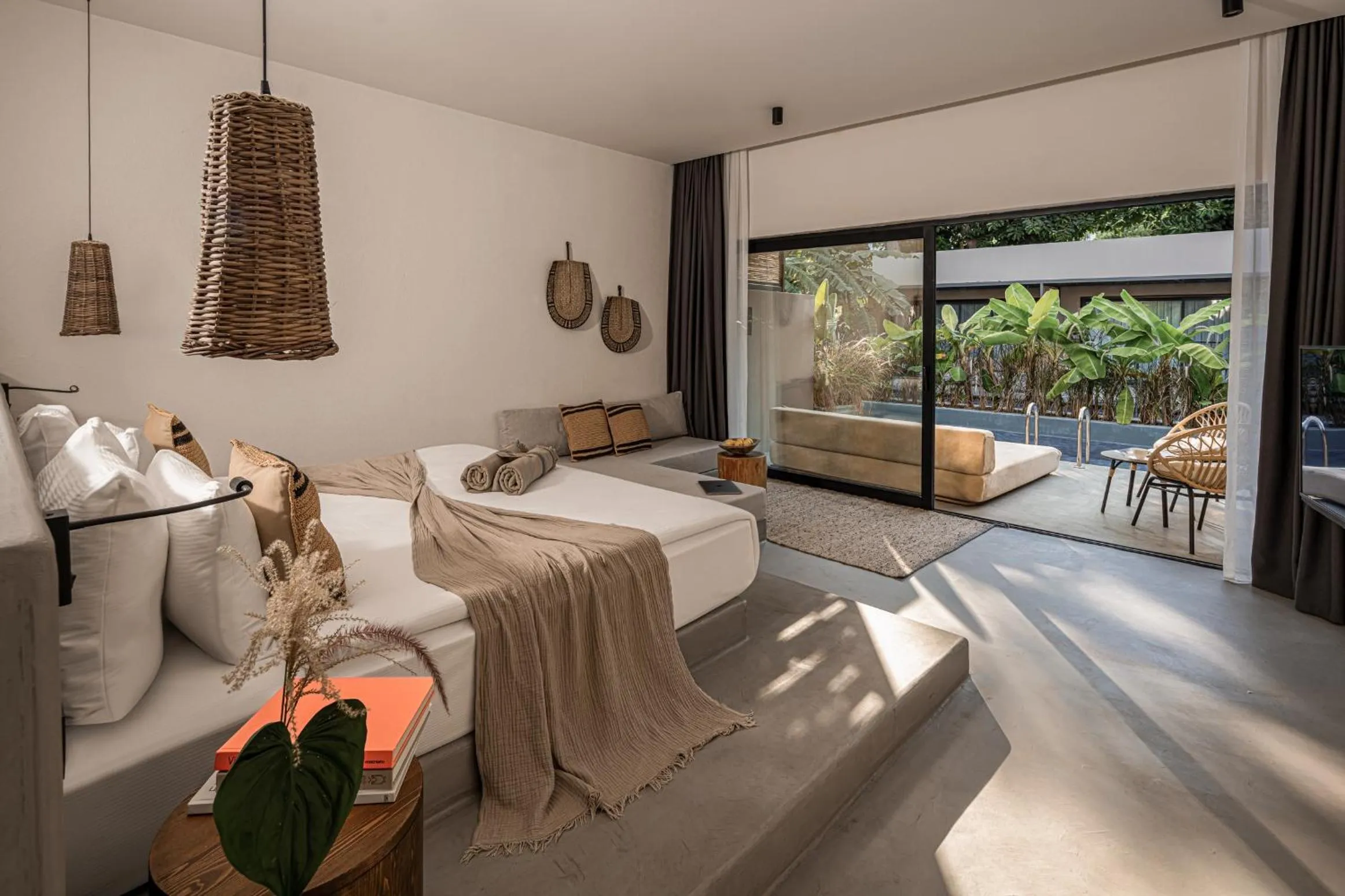 Bed in Balmy Beach Resort Kemer