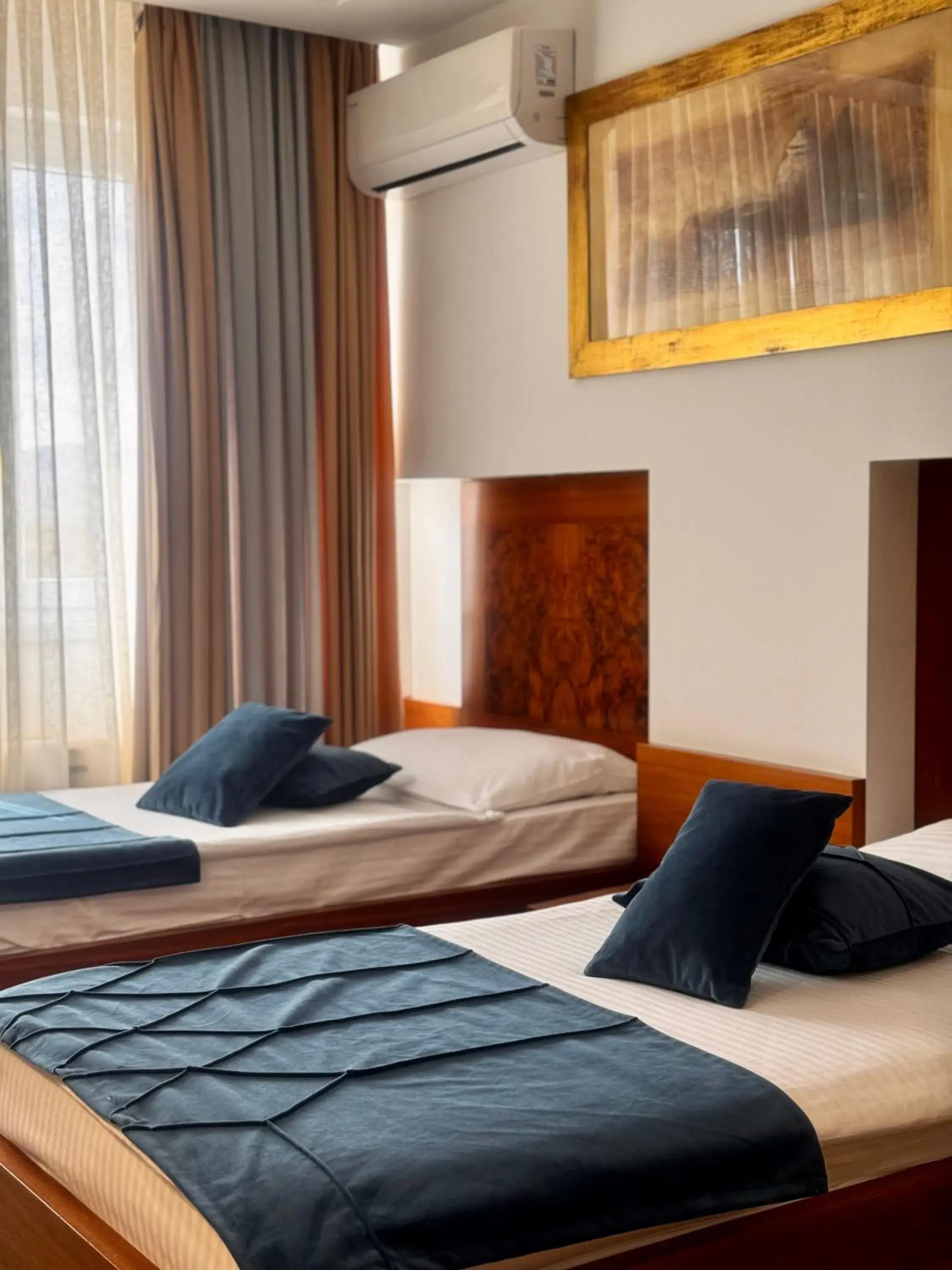 Bed in Hotel Exclusive Bed in Hotel Exclusive