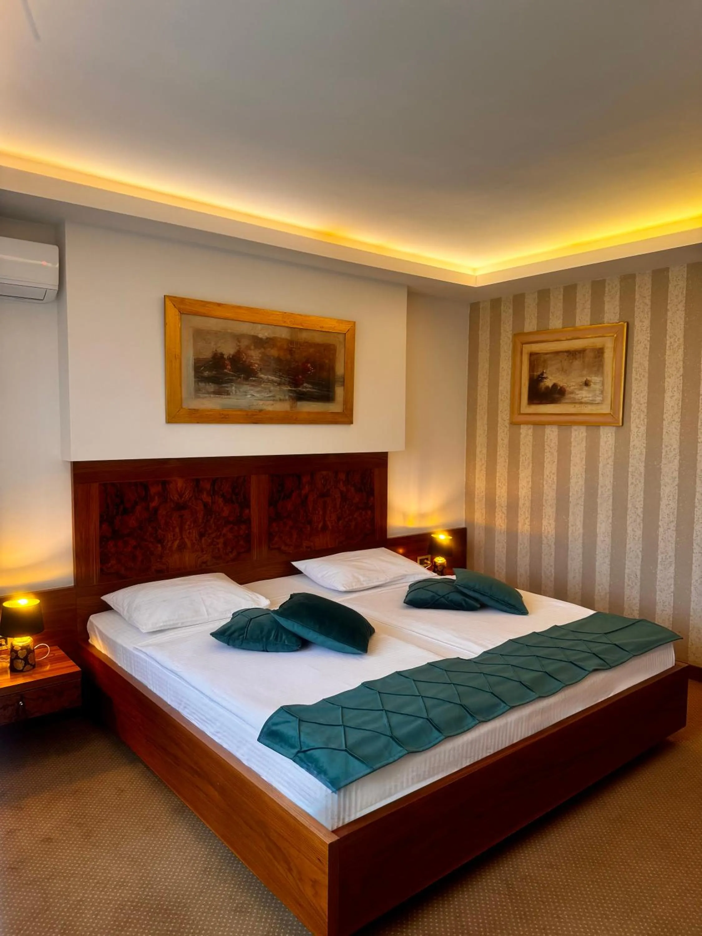 Bed in Hotel Exclusive