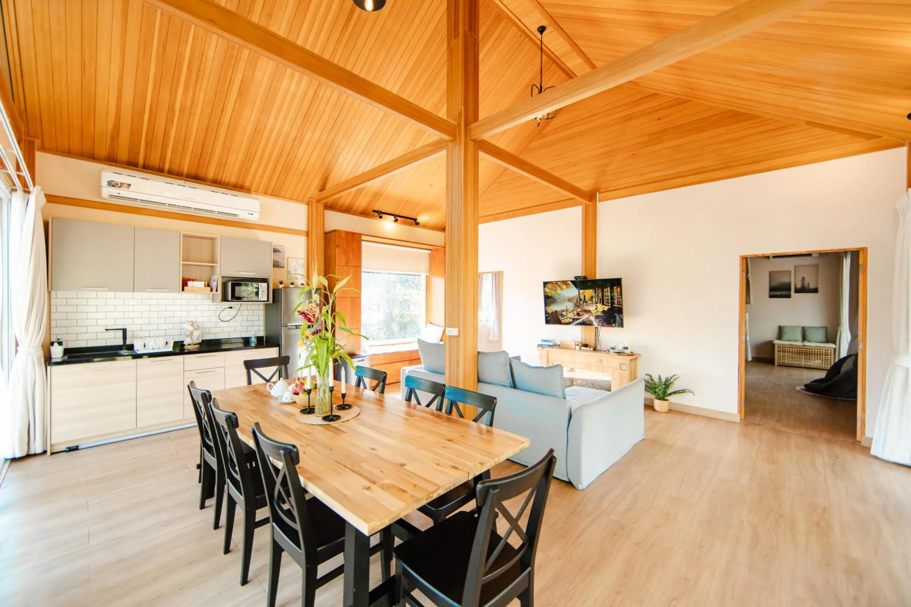 Guests in Thara Dara Khaoyai