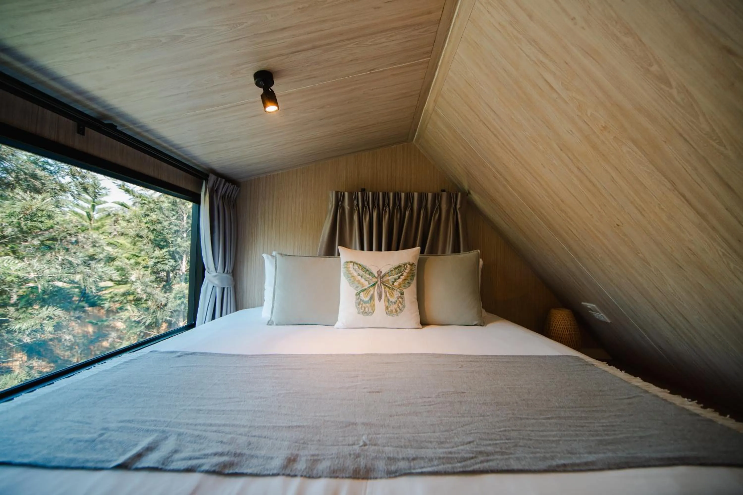 Bedroom, Bed in Thara Dara Khaoyai