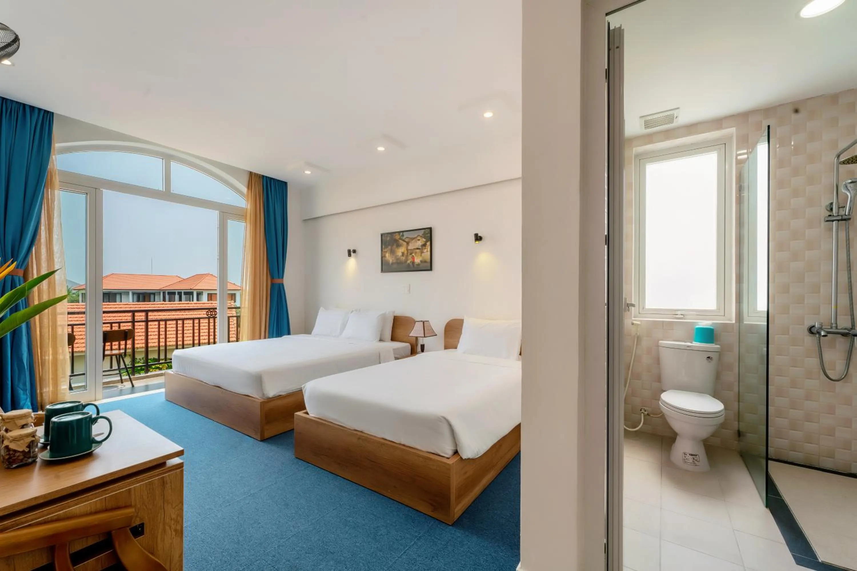 Bathroom, Bed in Sam Retreat Hoi An Villa - Peaceful Rice-Field Retreat, 10 Minutes to Hoi An Old Town