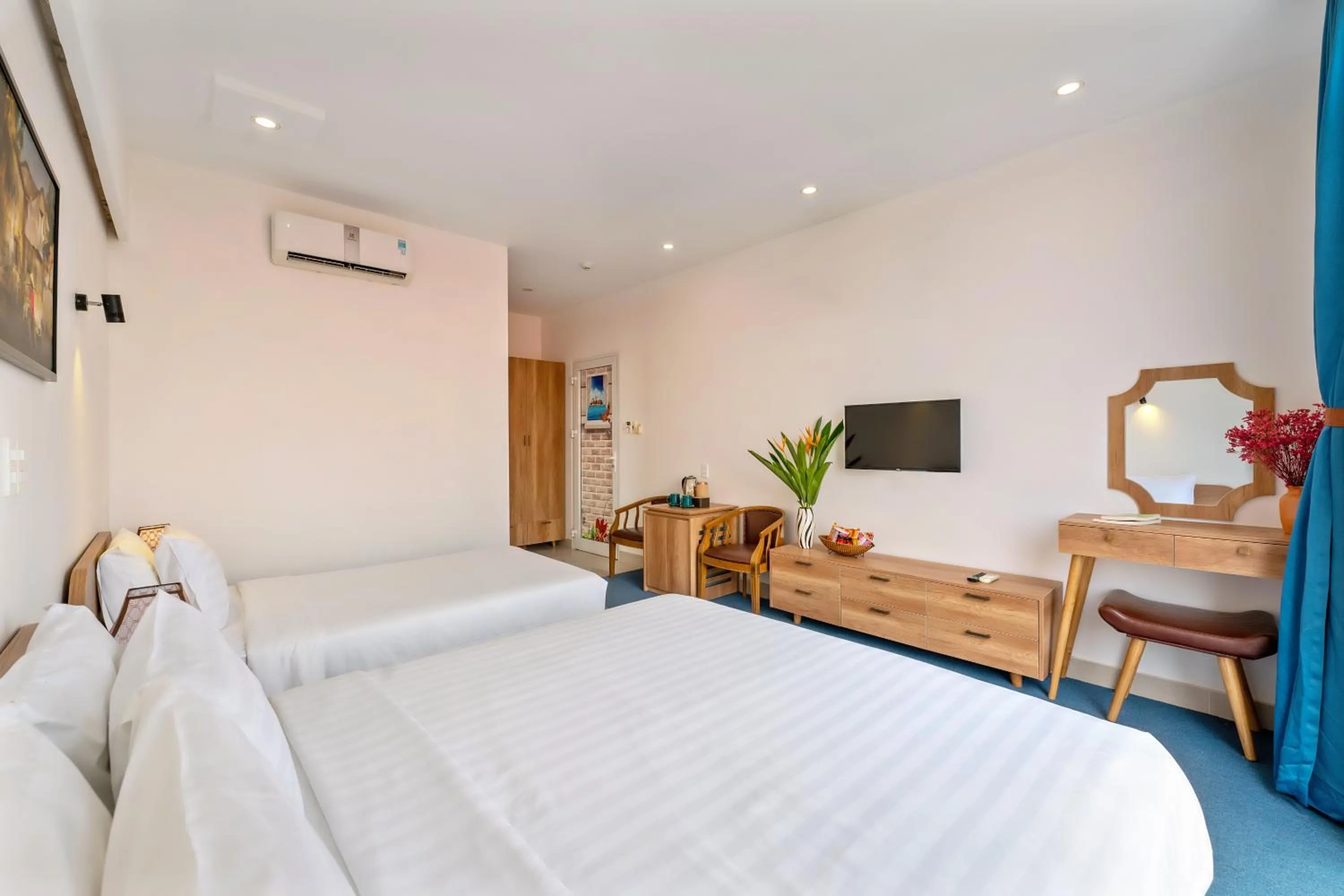 Bedroom, Bed in Sam Retreat Hoi An Villa - Peaceful Rice-Field Retreat, 10 Minutes to Hoi An Old Town