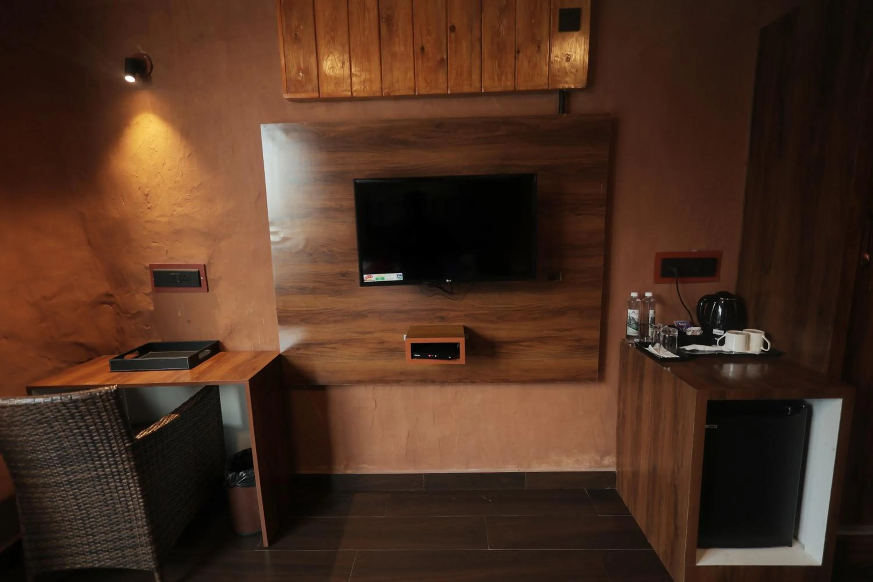 TV and multimedia in MJ Avyanna Resort & Convention Centre, Bengaluru