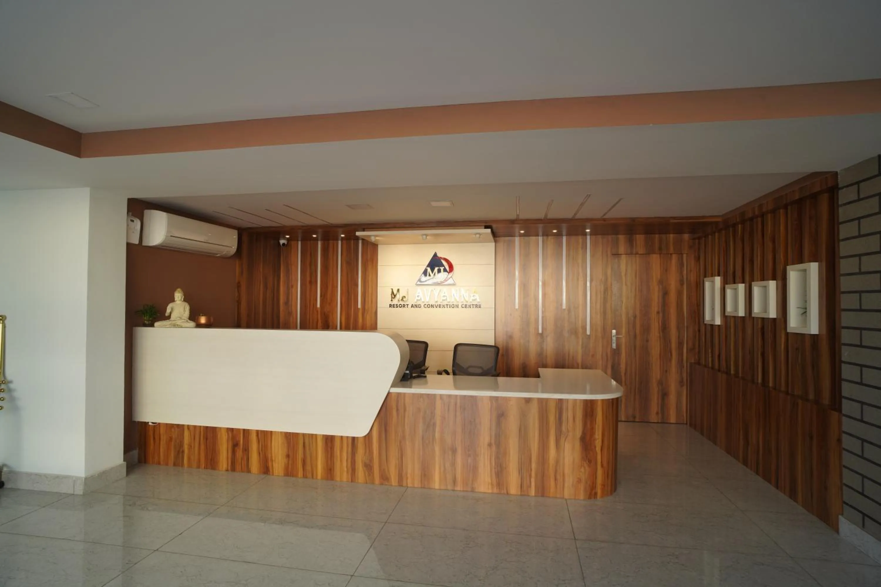 Lobby or reception in MJ Avyanna Resort & Convention Centre, Bengaluru