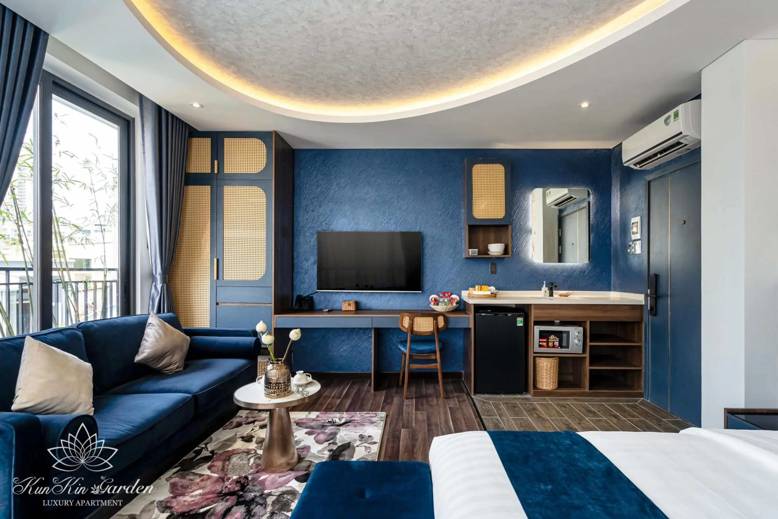 Living room, Bed in KunKin Garden Aparthotel