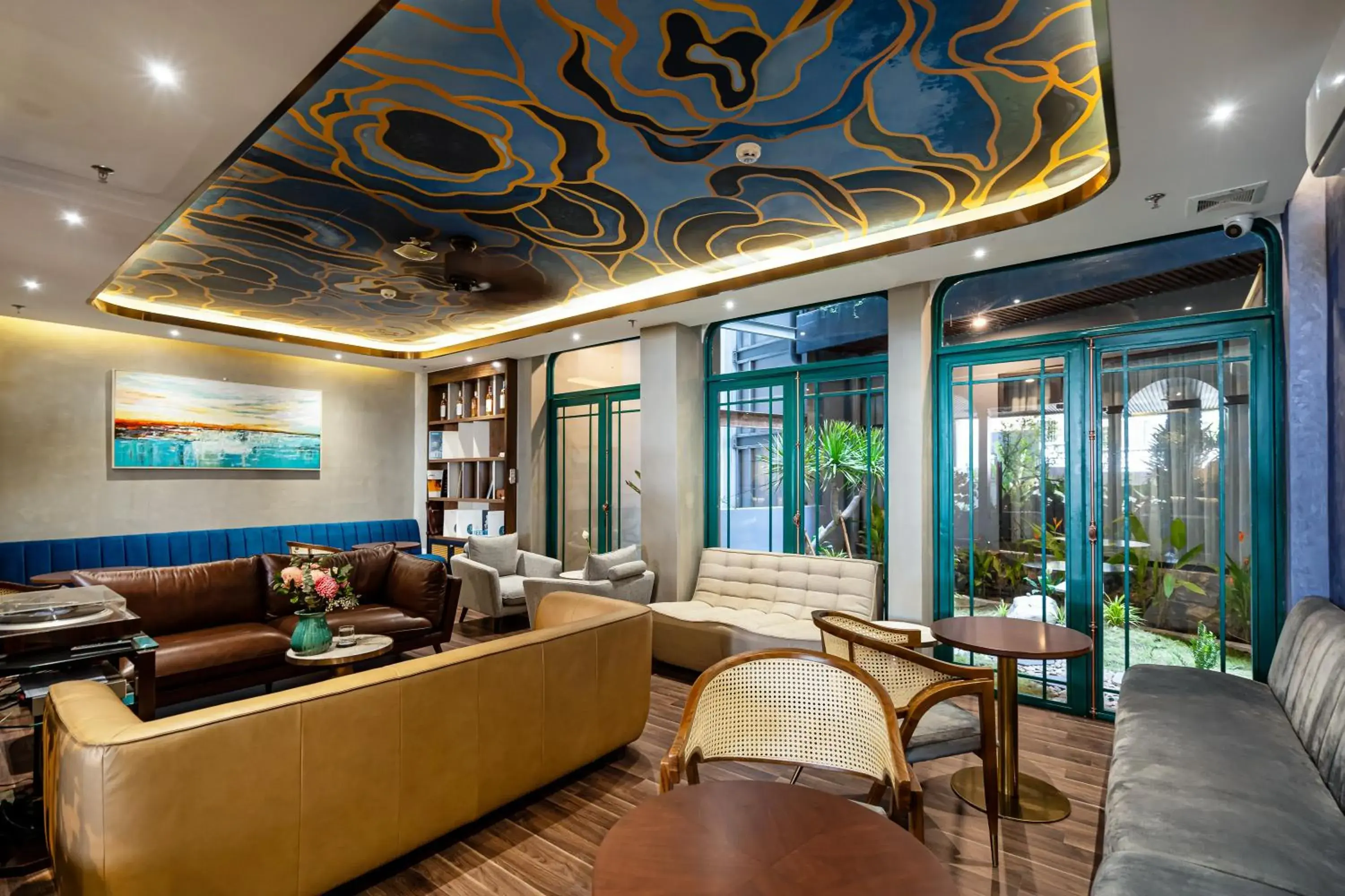 Lounge or bar in KunKin Garden Aparthotel Lounge or bar in KunKin Garden Aparthotel