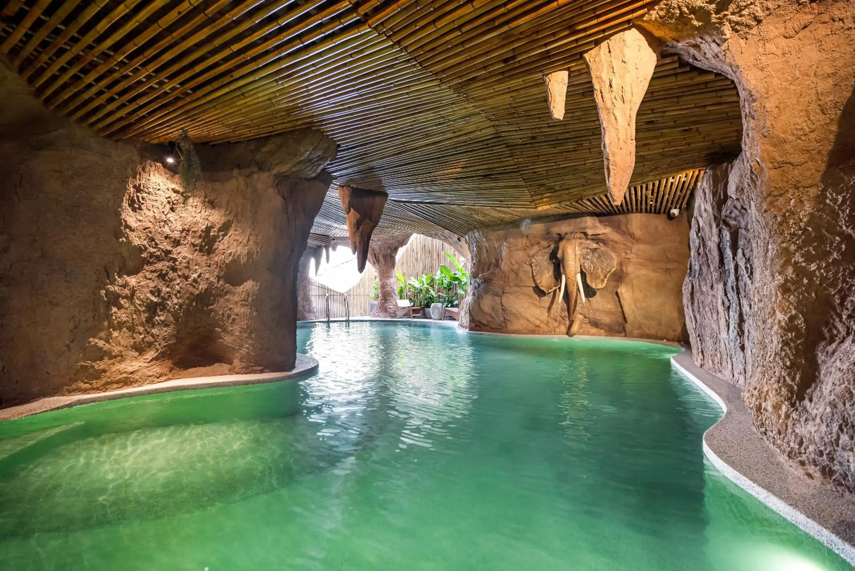 Pool view in KunKin Garden Aparthotel Pool view in KunKin Garden Aparthotel