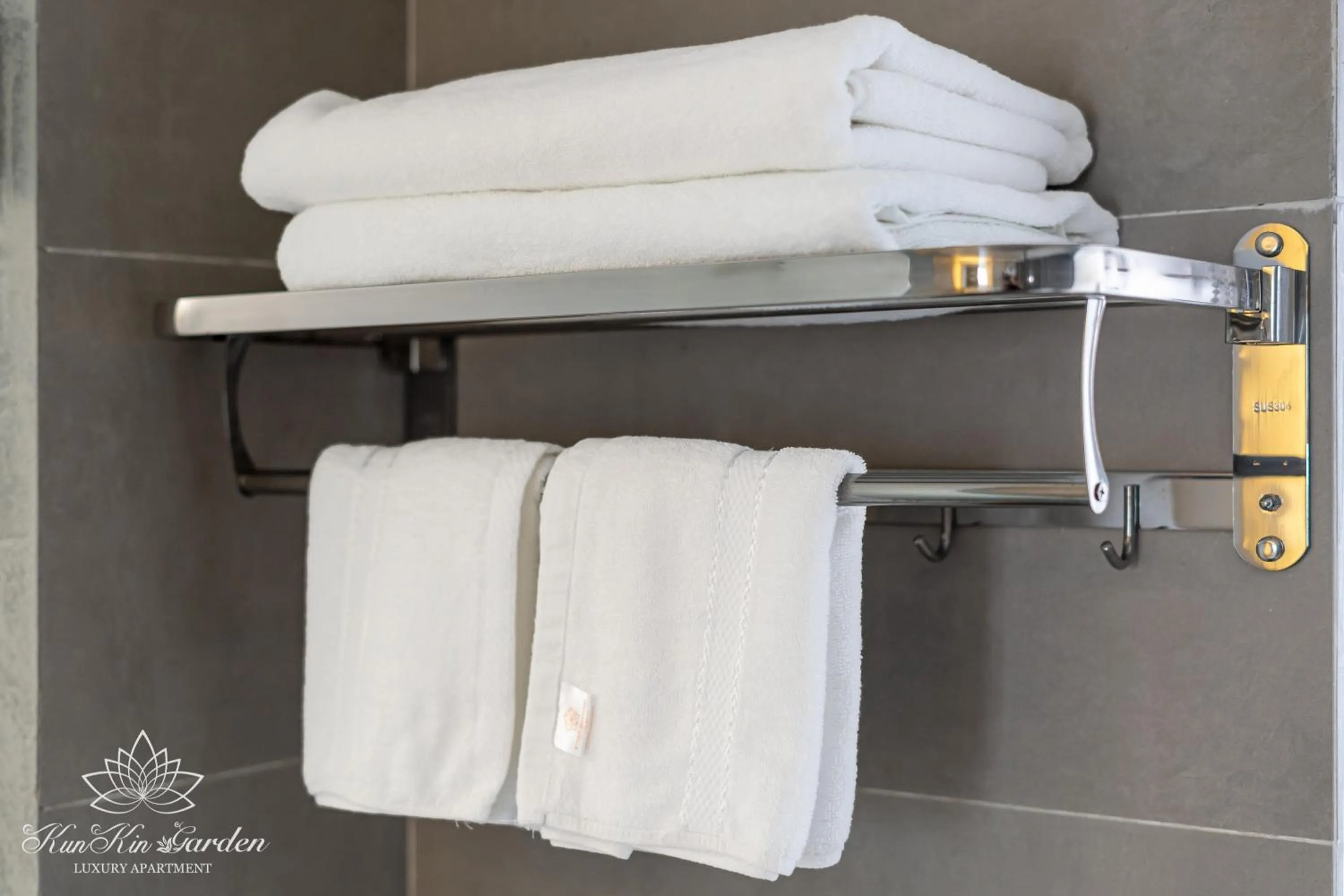 towels in KunKin Garden Aparthotel