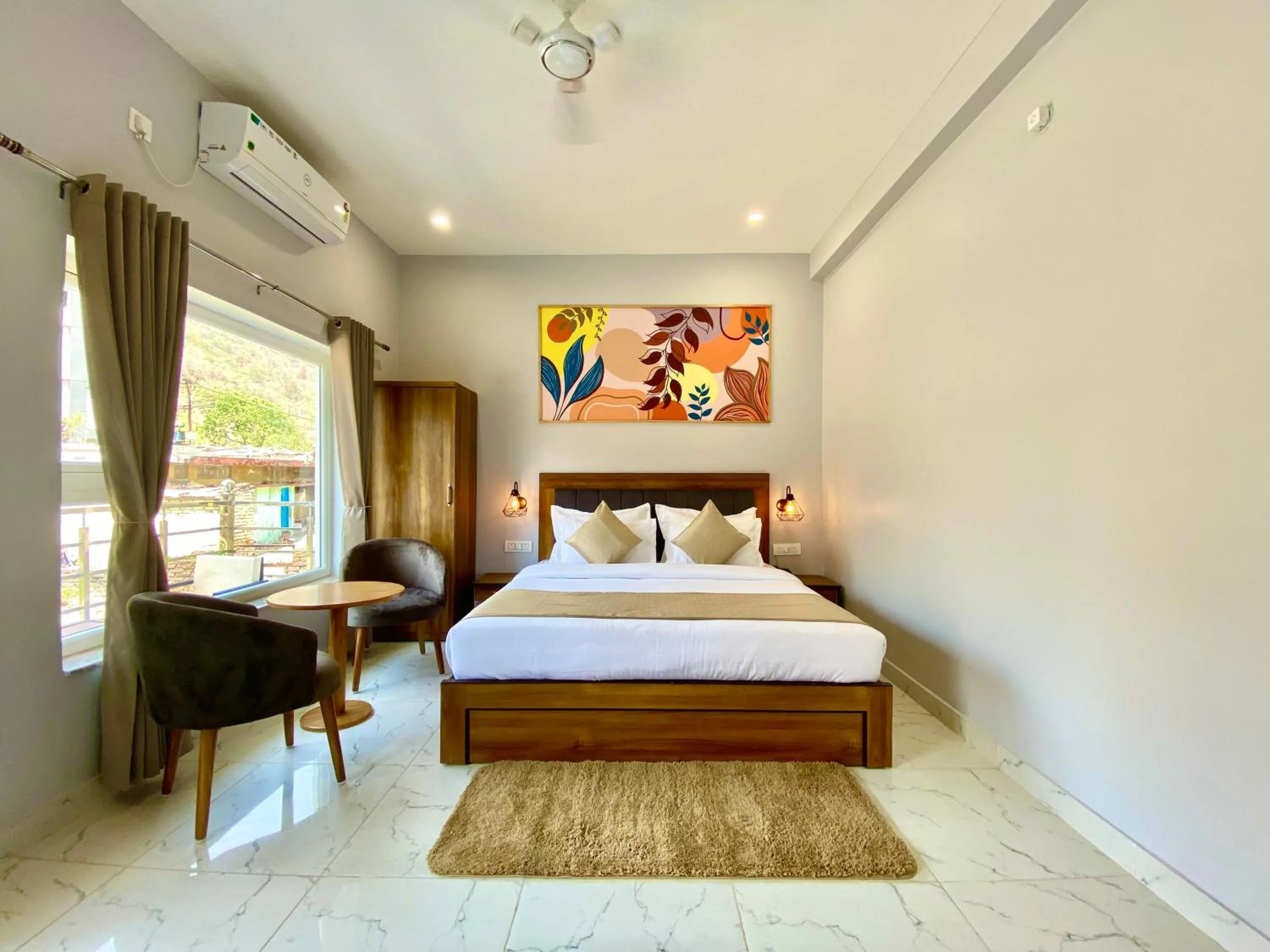 Bed in Hotel Wraveler Inn