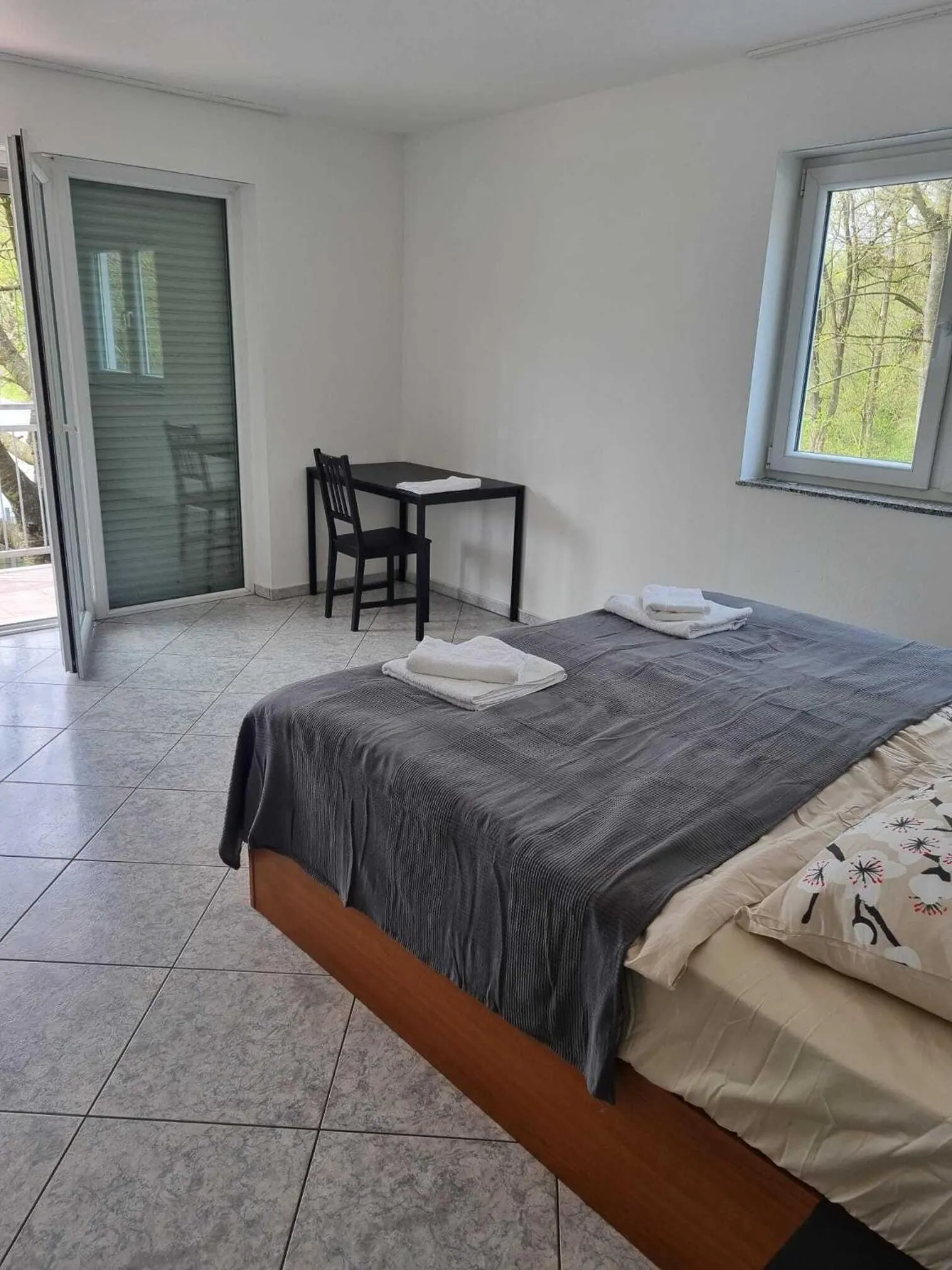 Bedroom, Bed in Pension Seckbach