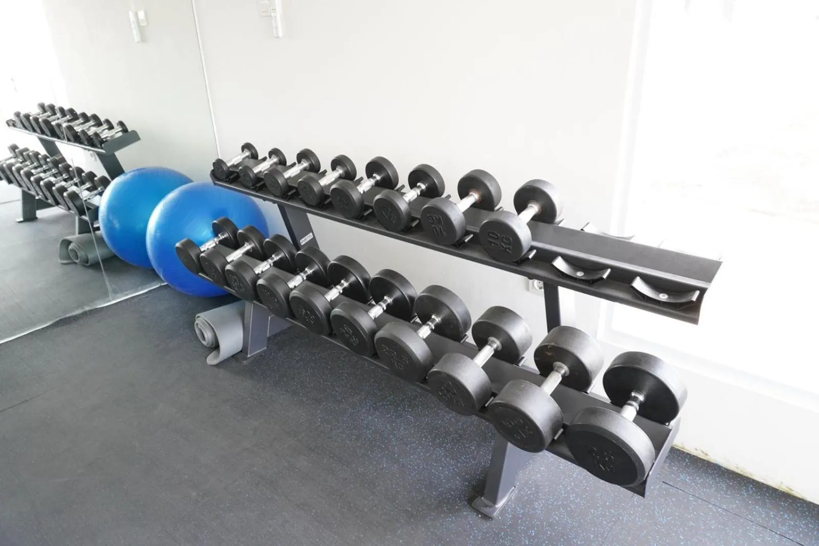 Fitness centre/facilities in Series Hotel Sudirman