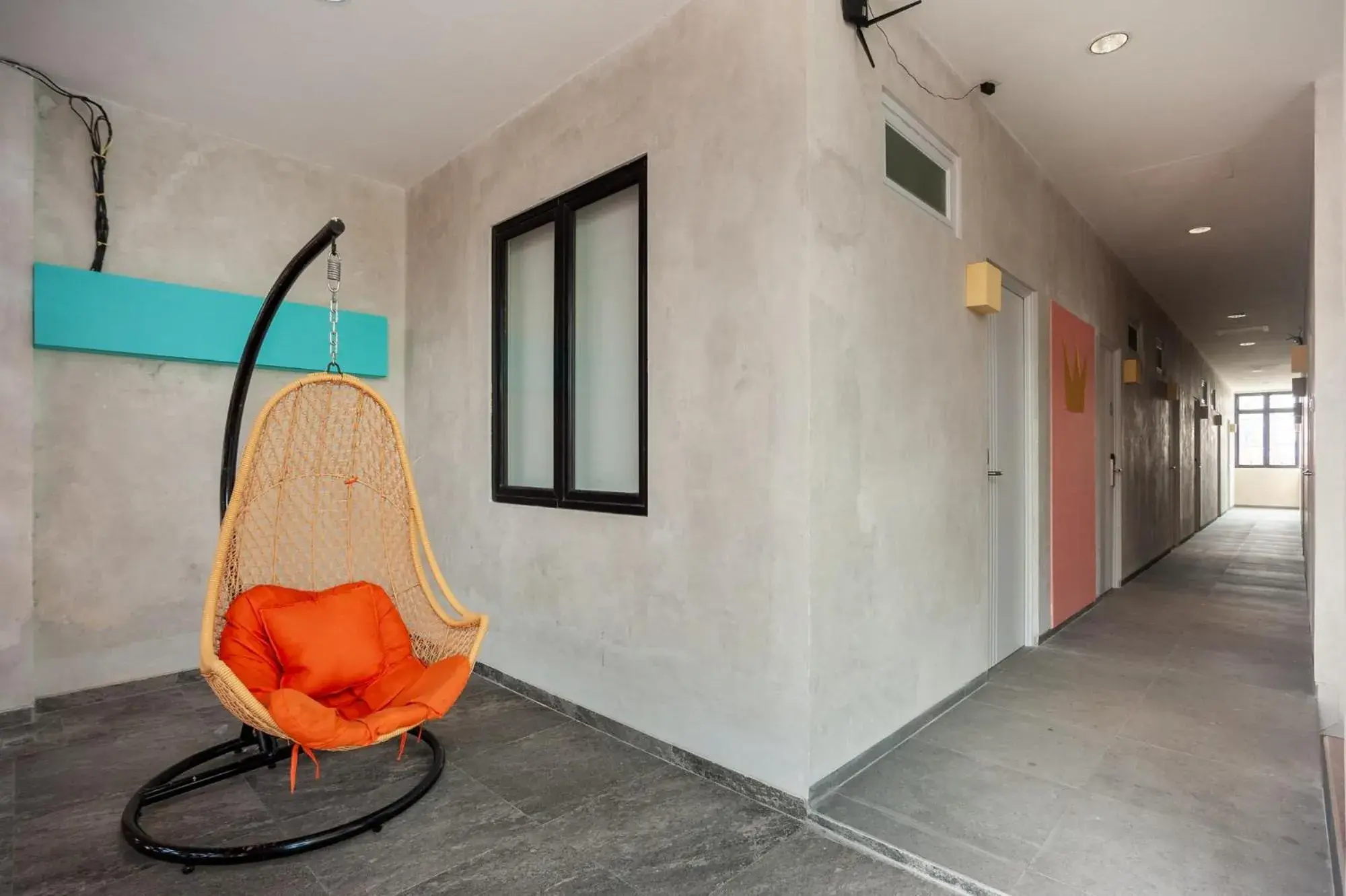 Property building in Sans Pasar Lama Tangerang Property building in Sans Pasar Lama Tangerang