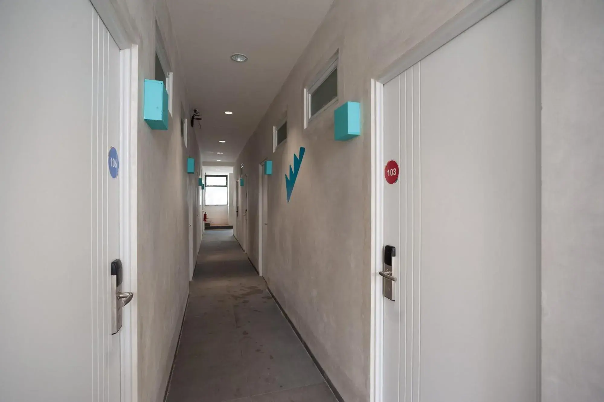 Property building in Sans Pasar Lama Tangerang Property building in Sans Pasar Lama Tangerang