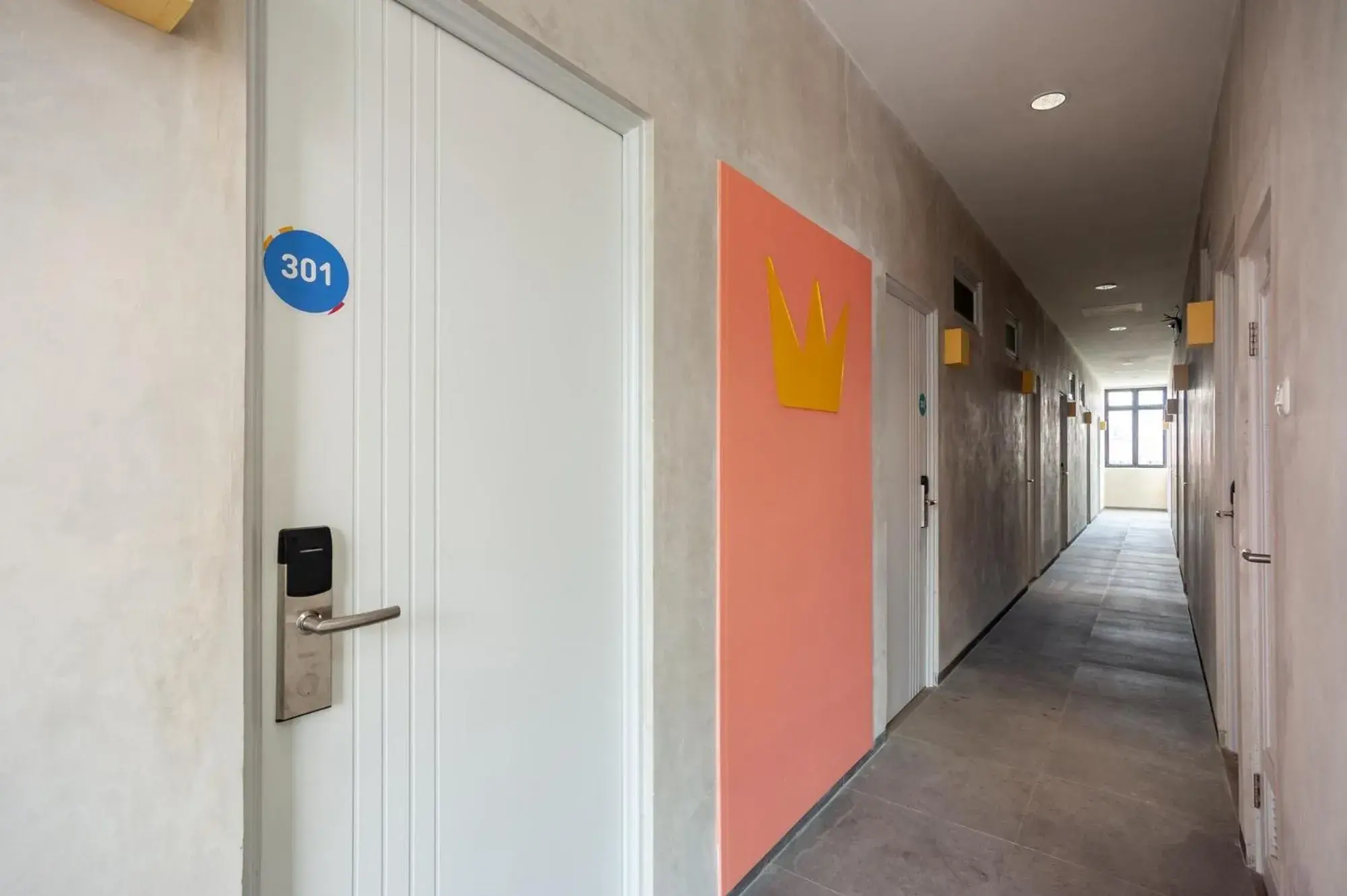 Property building in Sans Pasar Lama Tangerang Property building in Sans Pasar Lama Tangerang