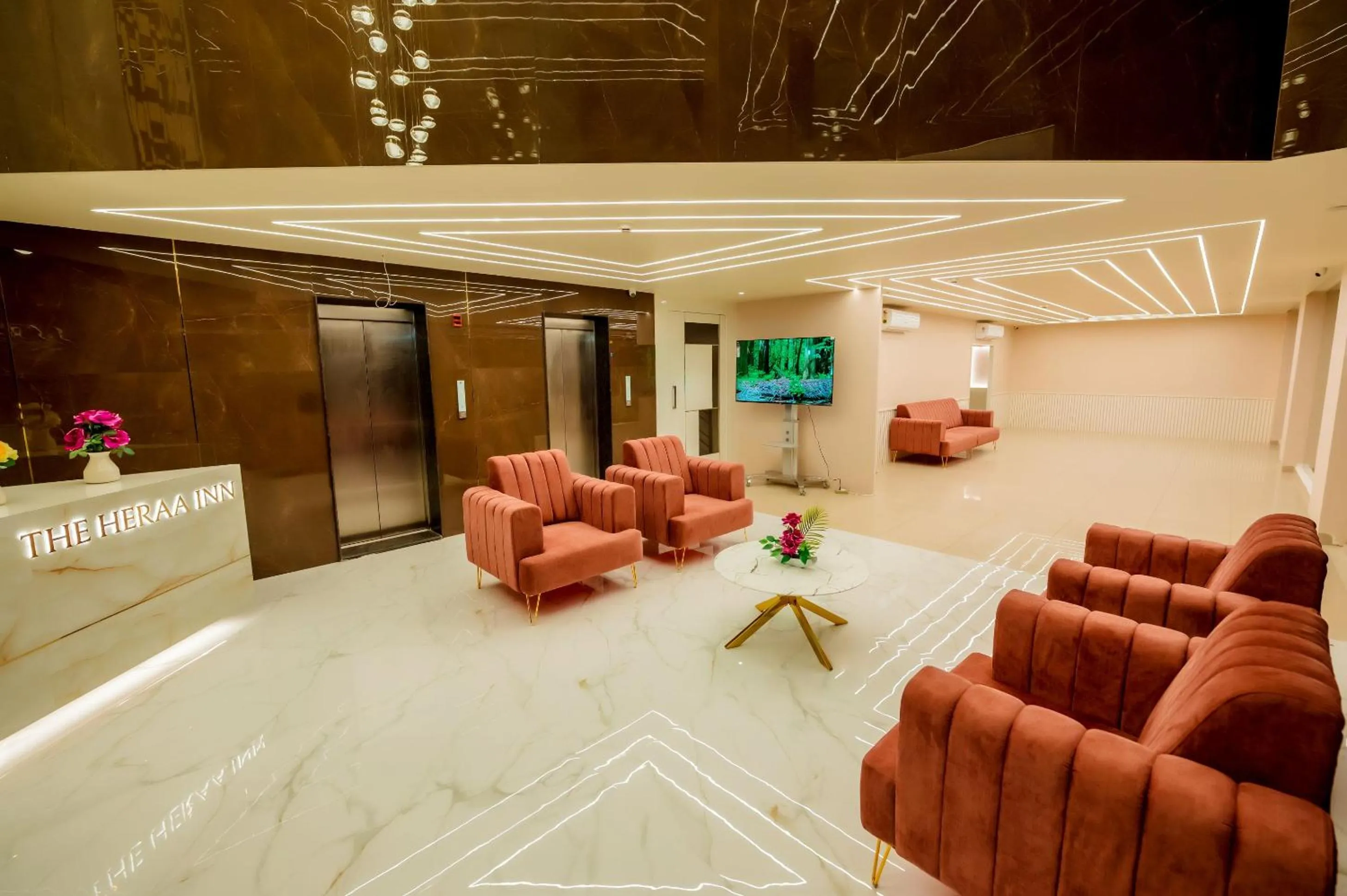 Lobby or reception in Hotel Heraa International