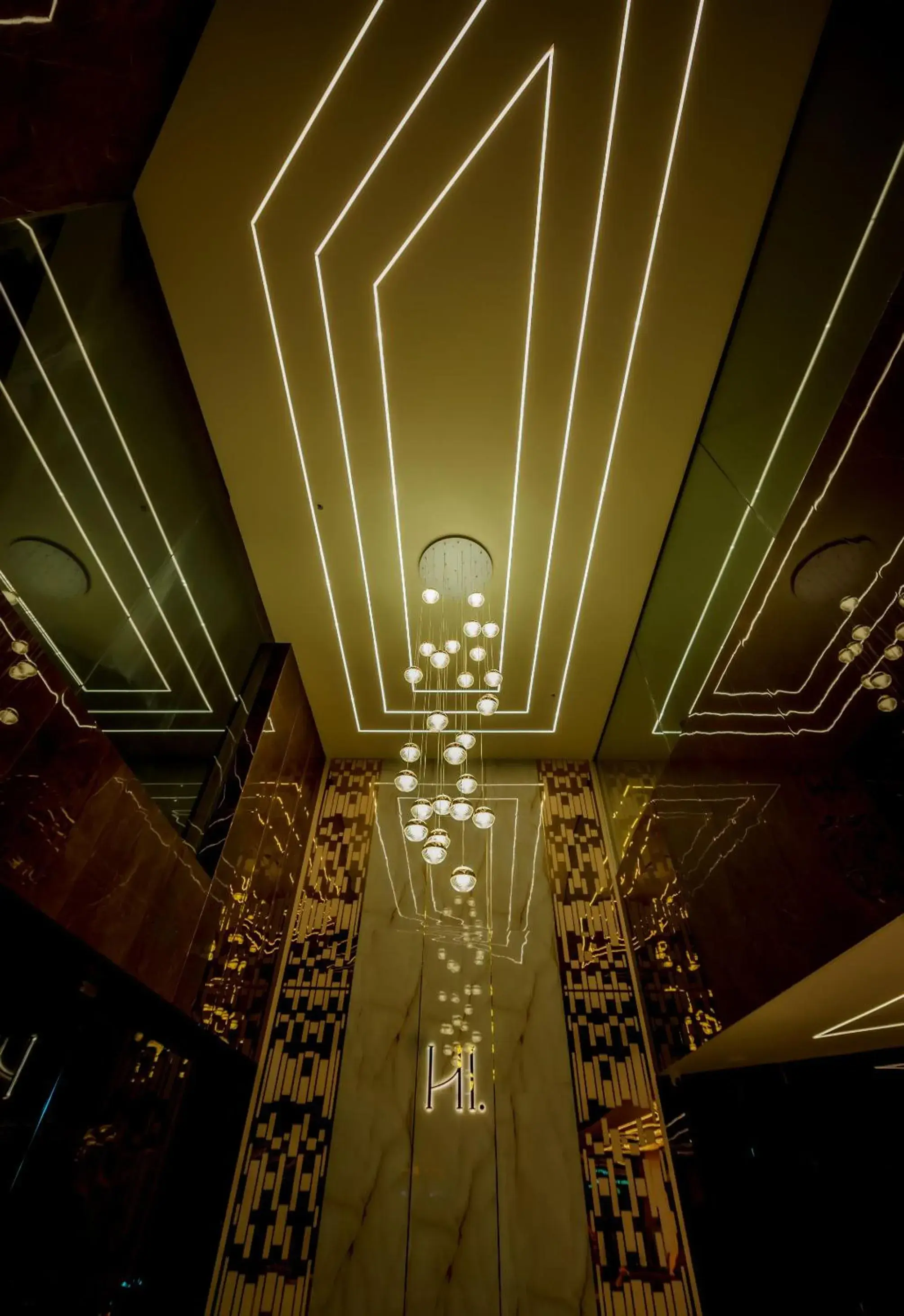 Property building in Hotel Heraa International Property building in Hotel Heraa International