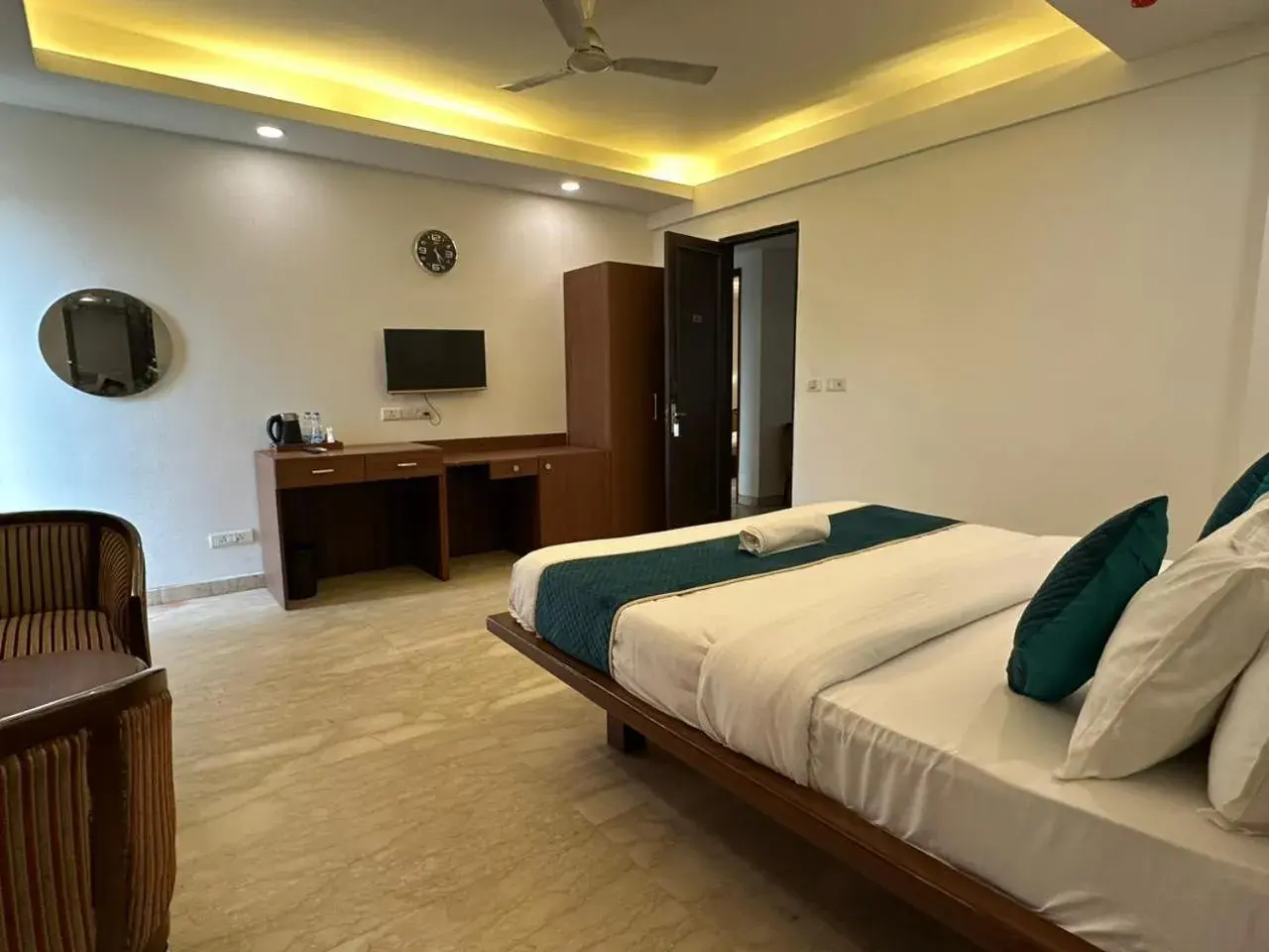 Property building, Bed in Hotel The Imperio Property building, Bed in Hotel The Imperio