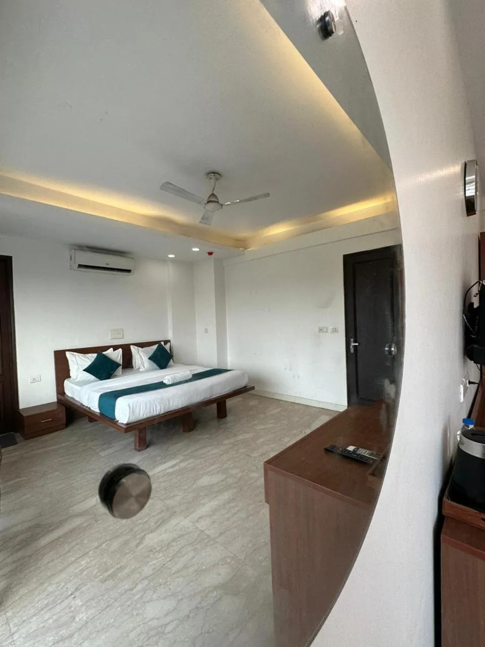 Bed in Hotel The Imperio