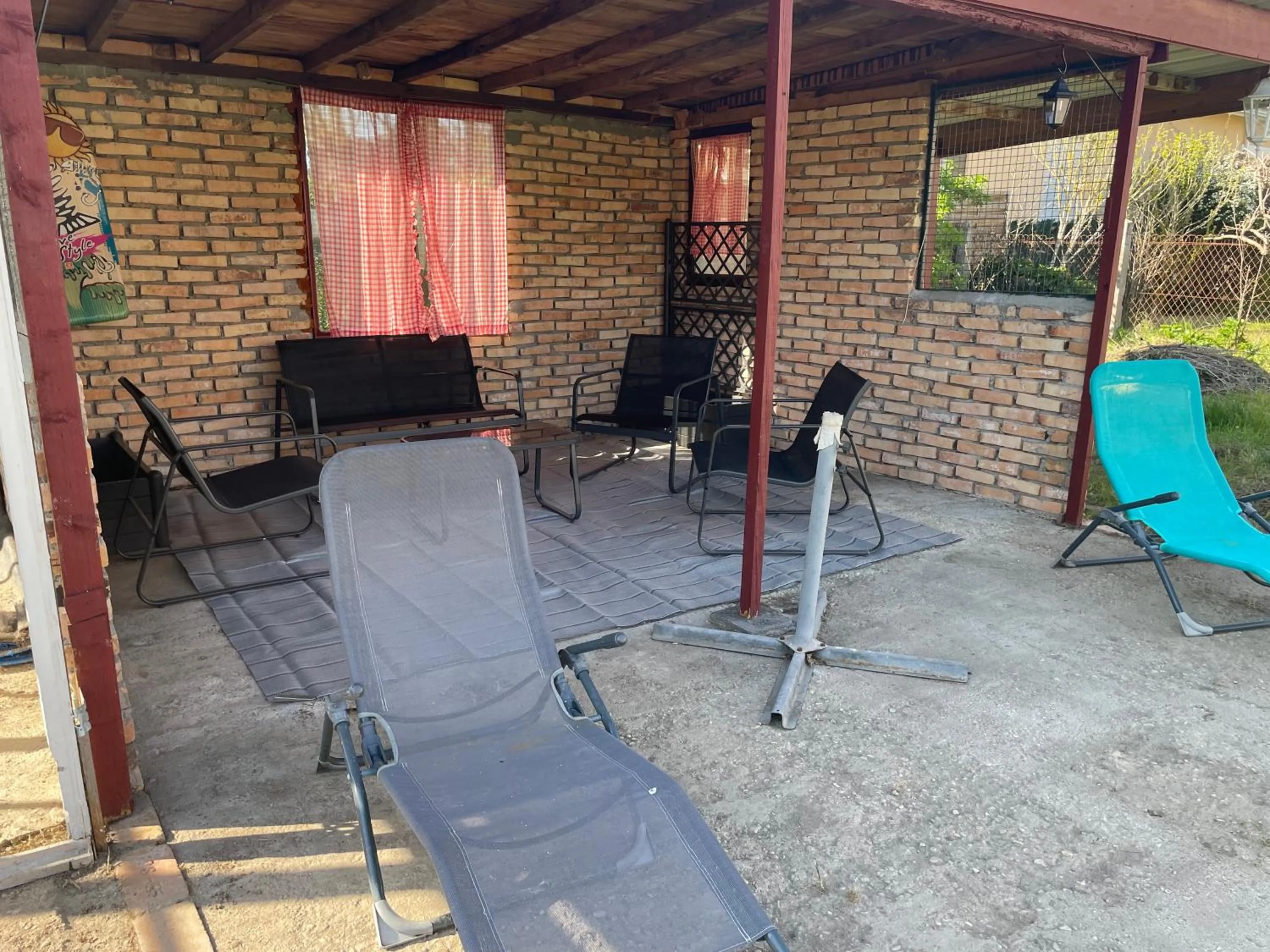 Internal: Not applicable to any particular room, BBQ Facilities in 32 parc des sports