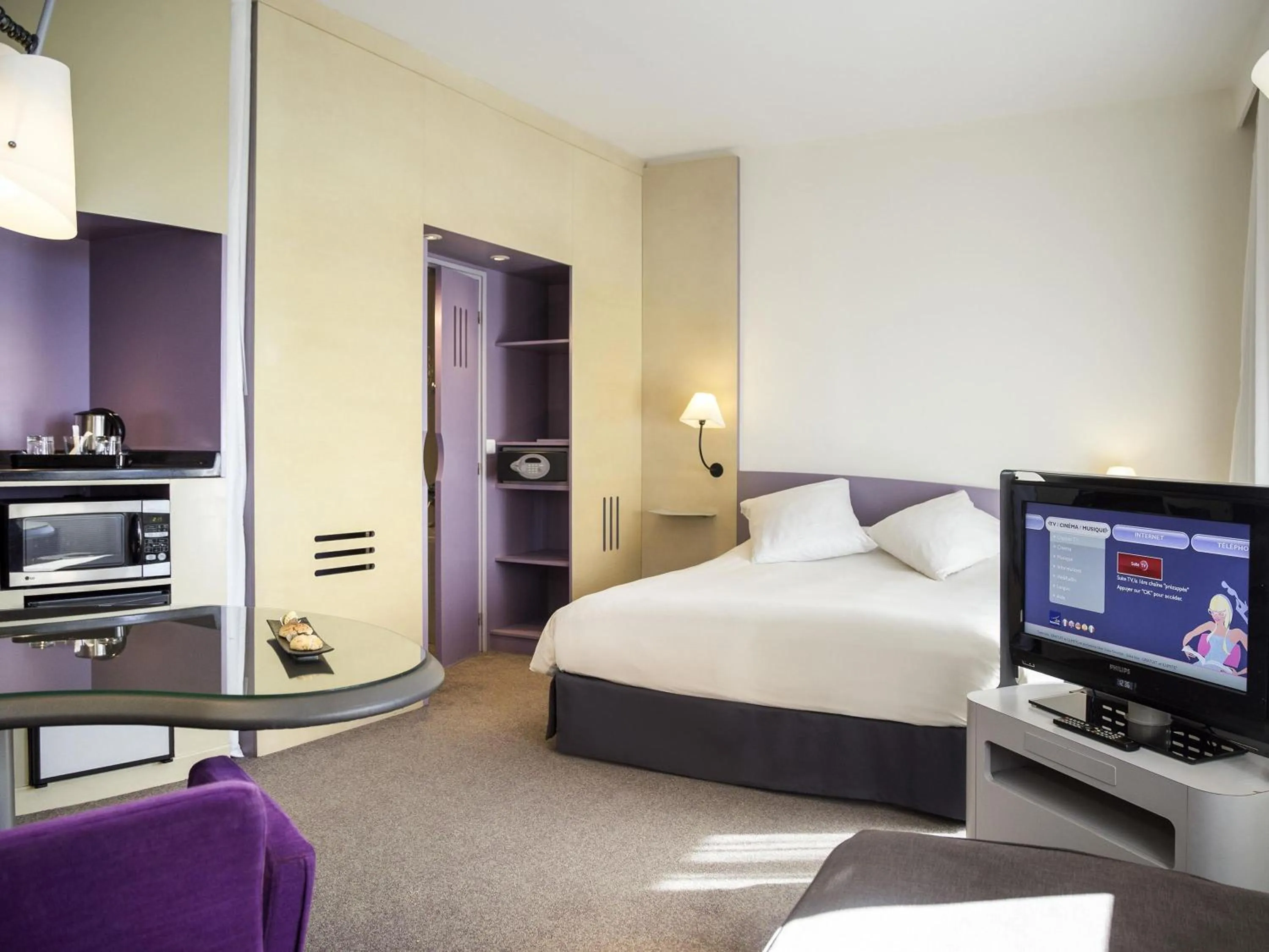 Bedroom in Novotel Marrakech Hivernage