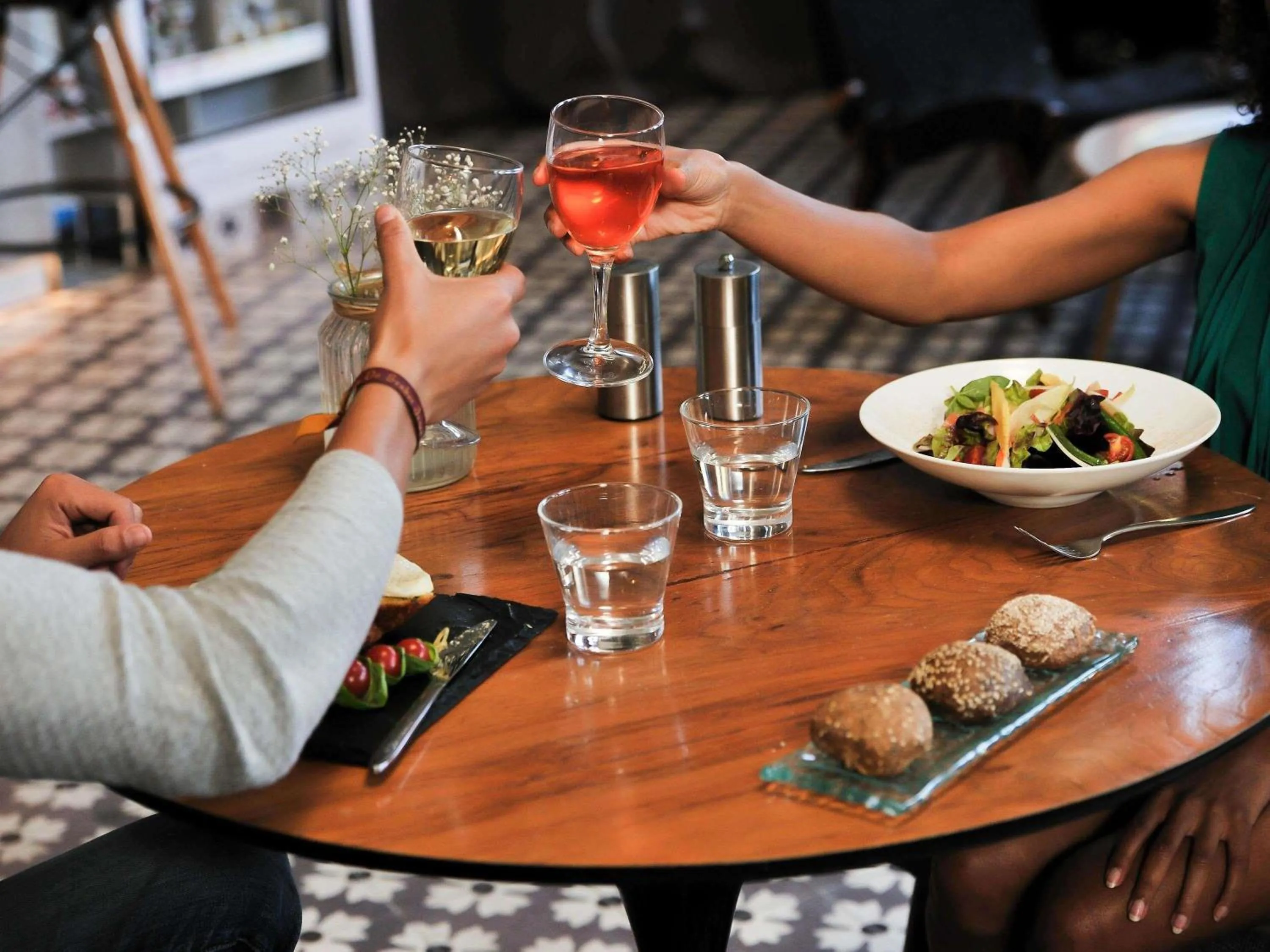 Lounge or bar in Novotel Marrakech Hivernage