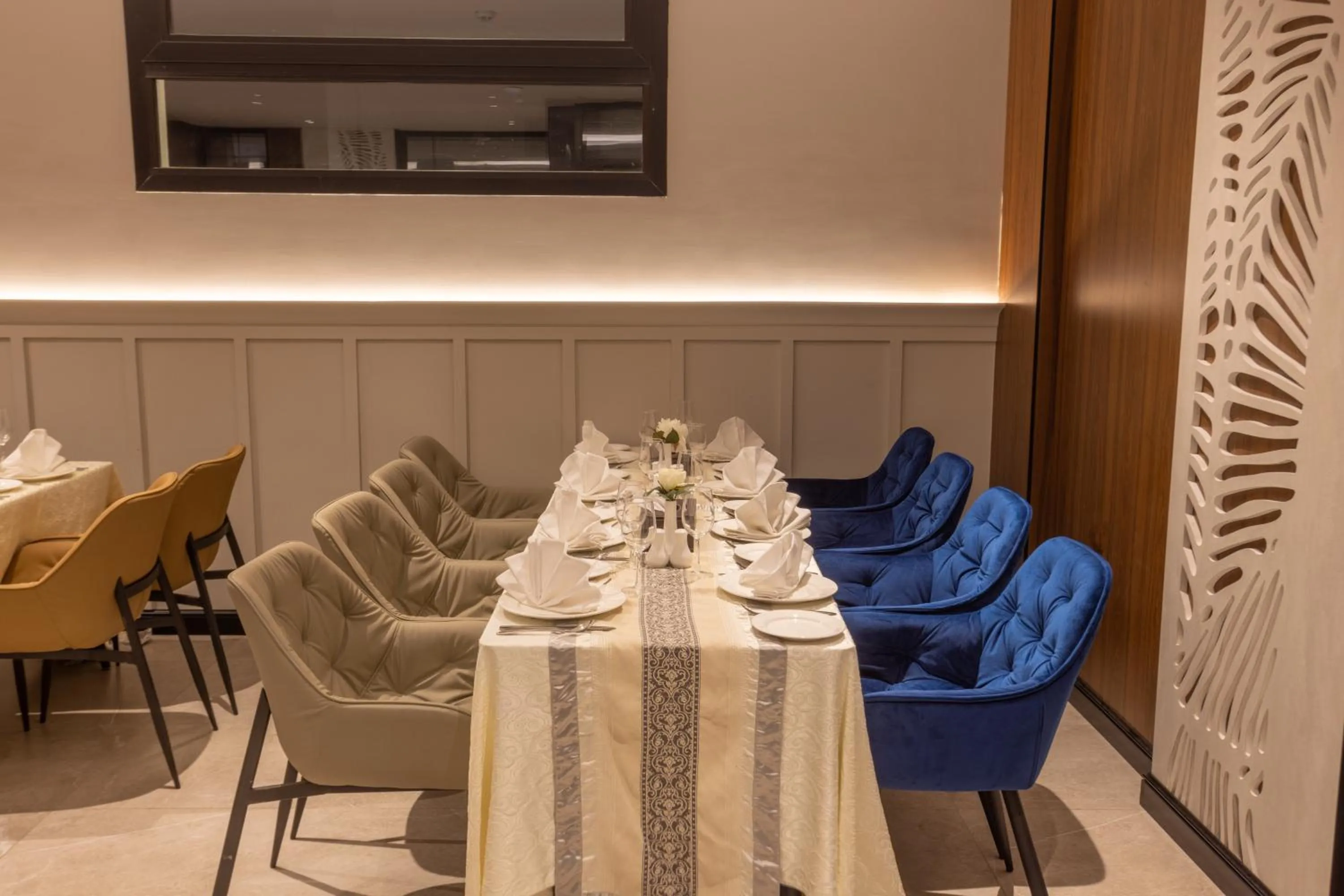 Skyline Hotel & Suites